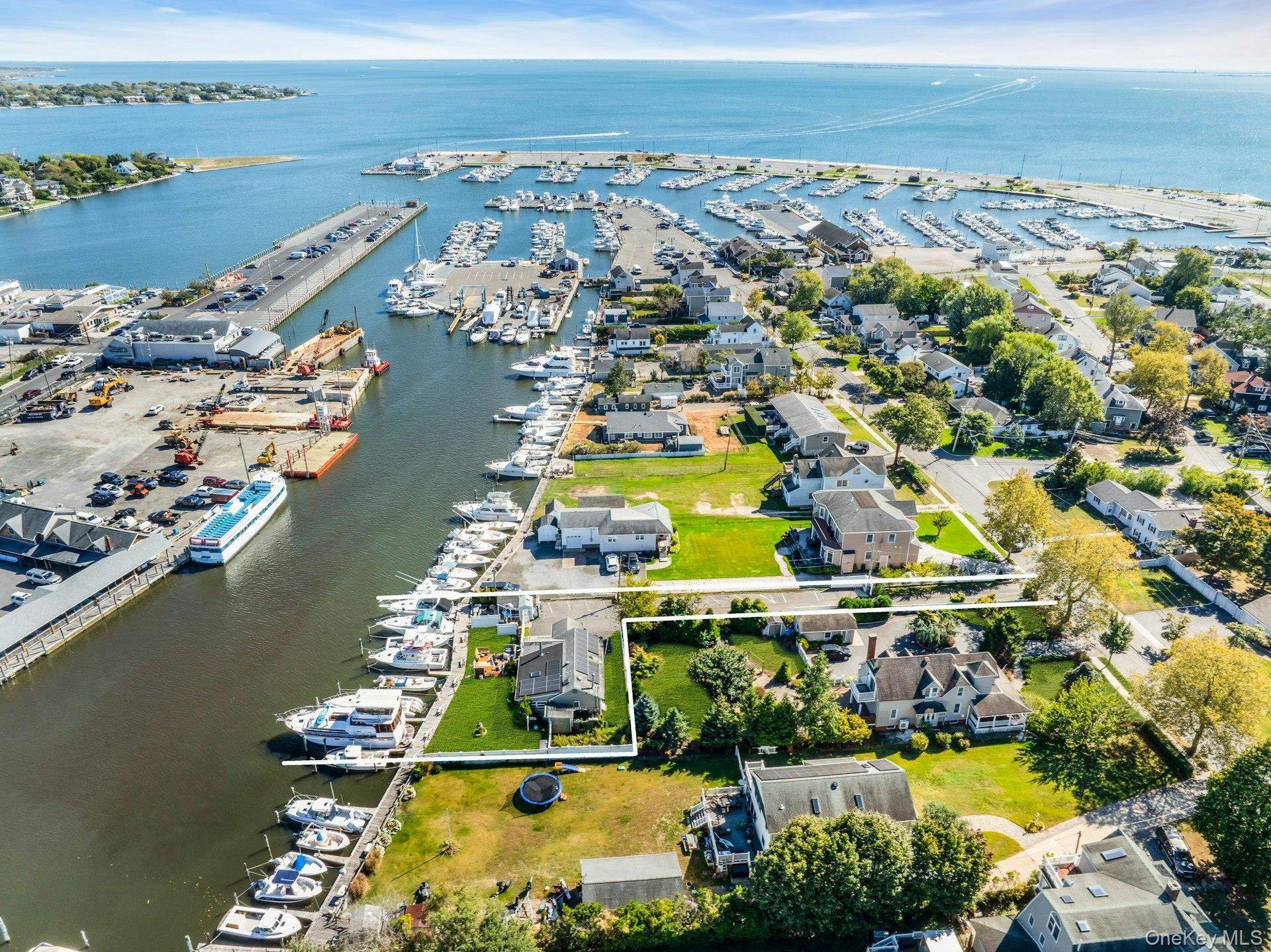 Single Family Ocean  Suffolk County, NY 11706, MLS-922735-28