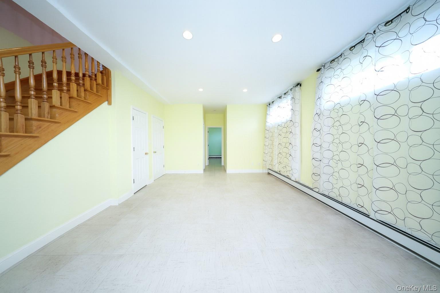 Condo Avenue X  Brooklyn, NY 11235, MLS-922741-16