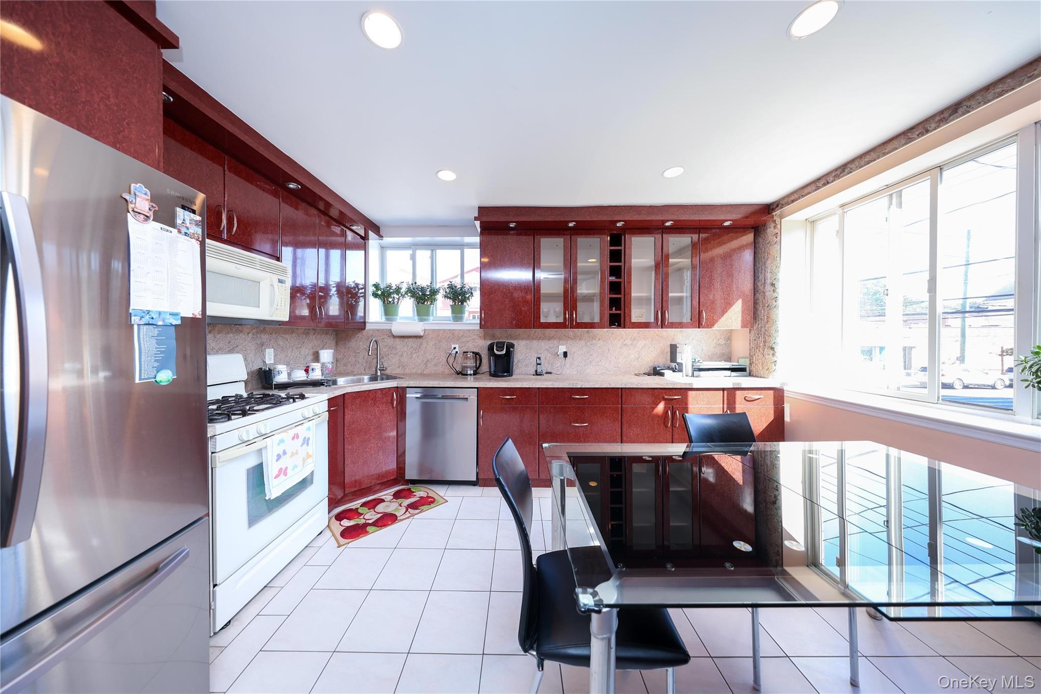 Condo Avenue X  Brooklyn, NY 11235, MLS-922741-4