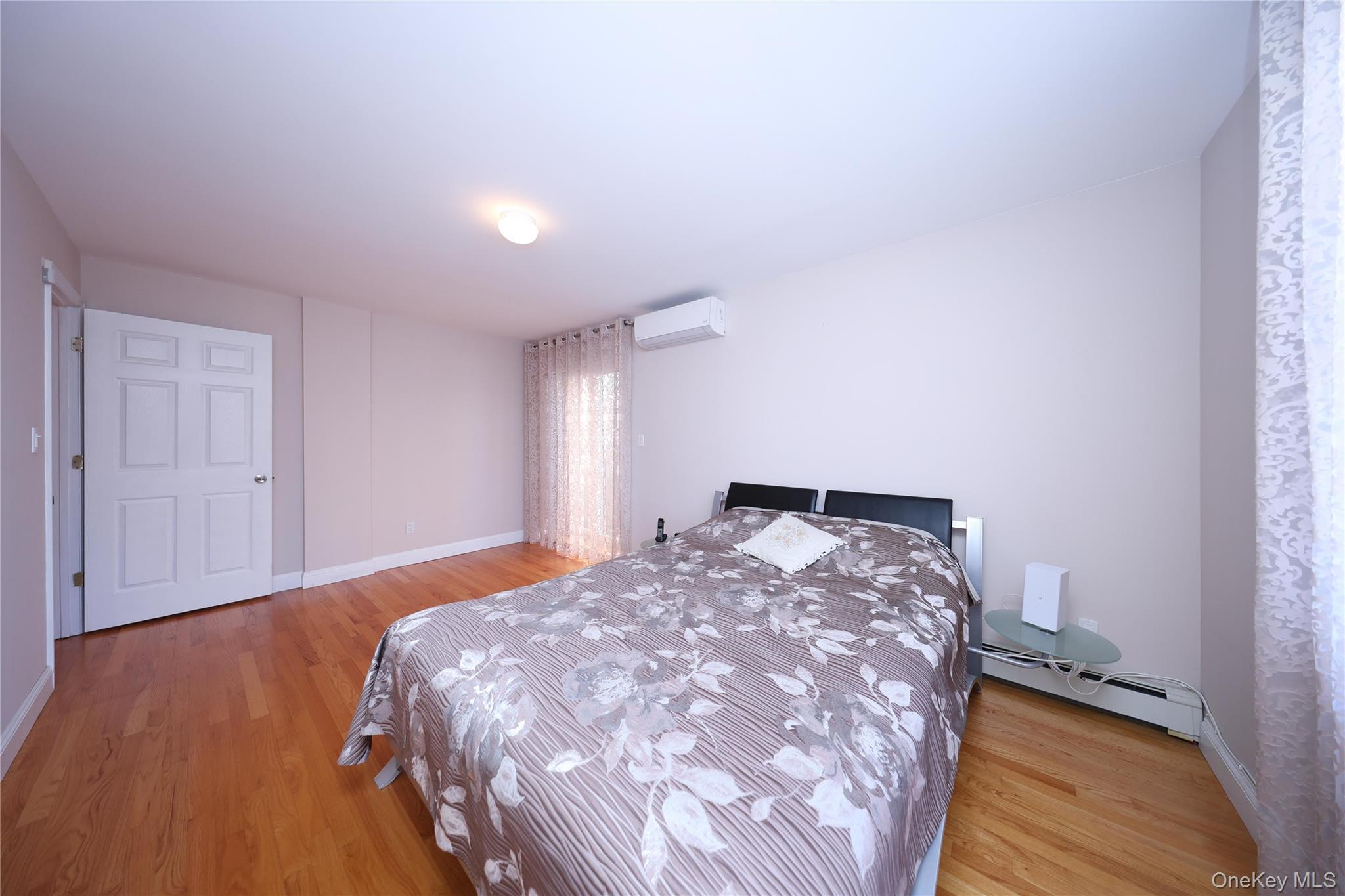 Condo Avenue X  Brooklyn, NY 11235, MLS-922741-9