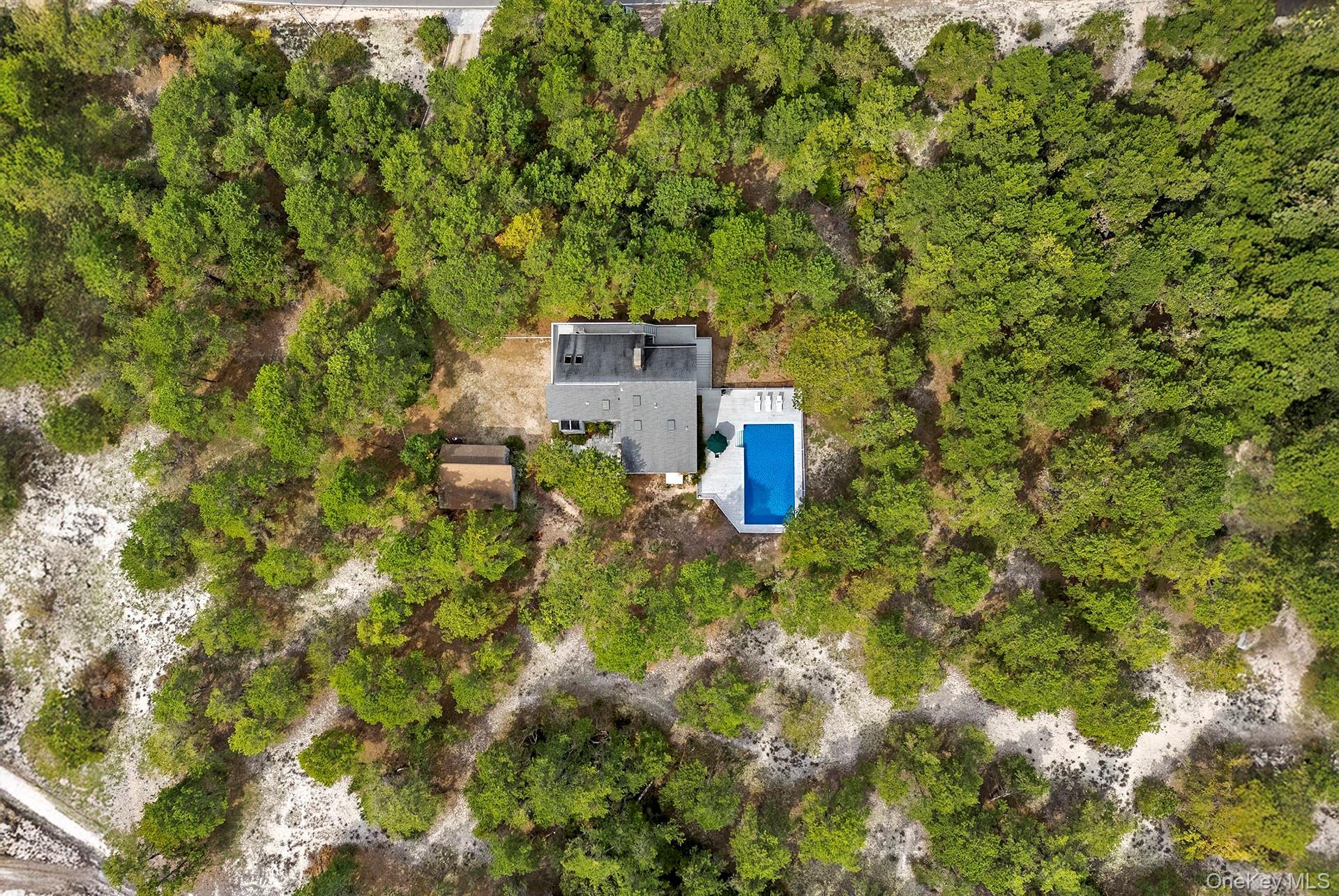 Single Family Cranberry Hole Suffolk County, NY 11930, MLS-922763-2