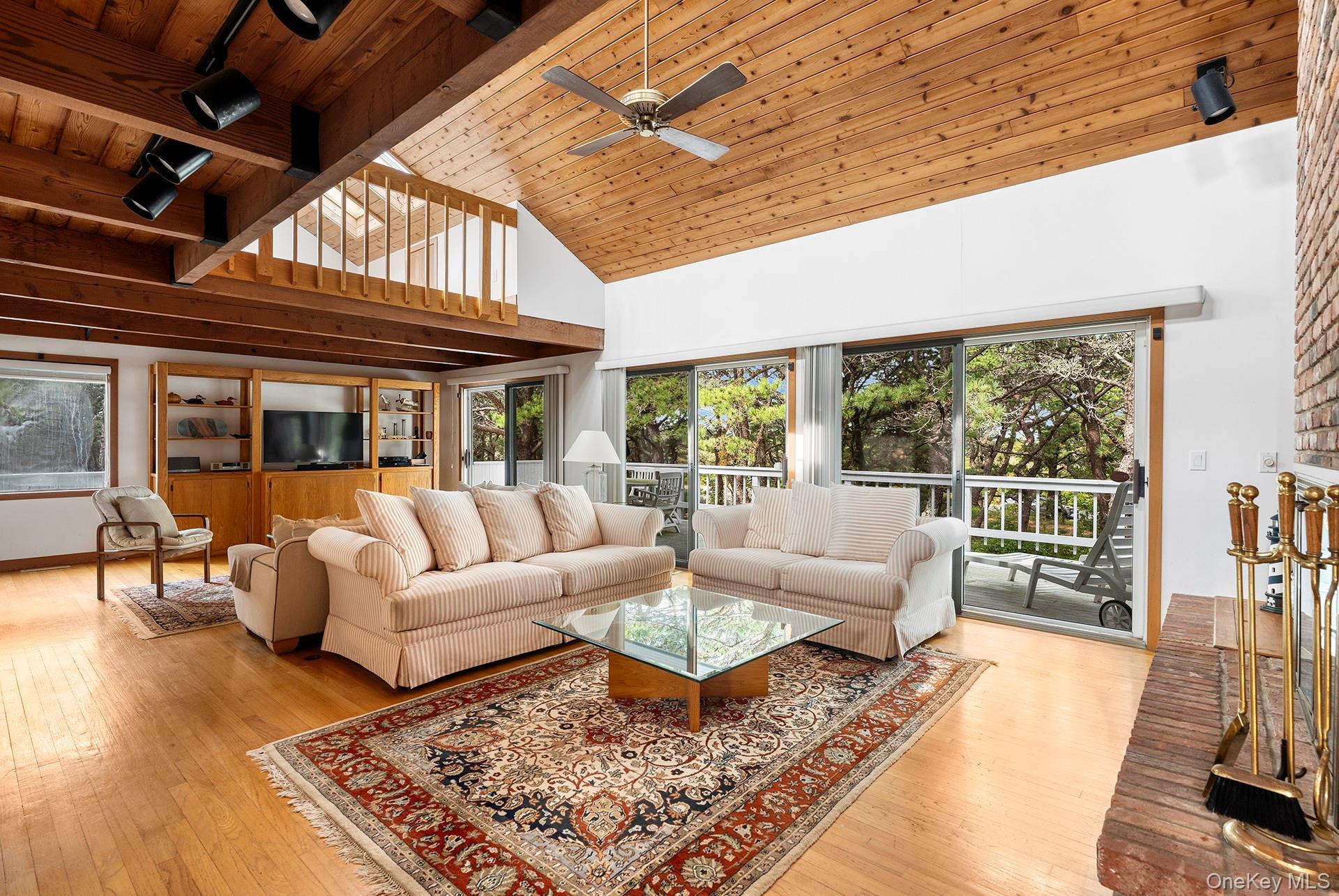 Single Family Cranberry Hole Suffolk County, NY 11930, MLS-922763-8