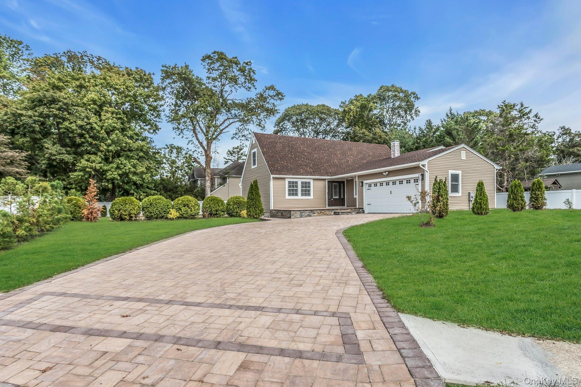 Single Family Pearl  Suffolk County, NY 11716, MLS-922774-2