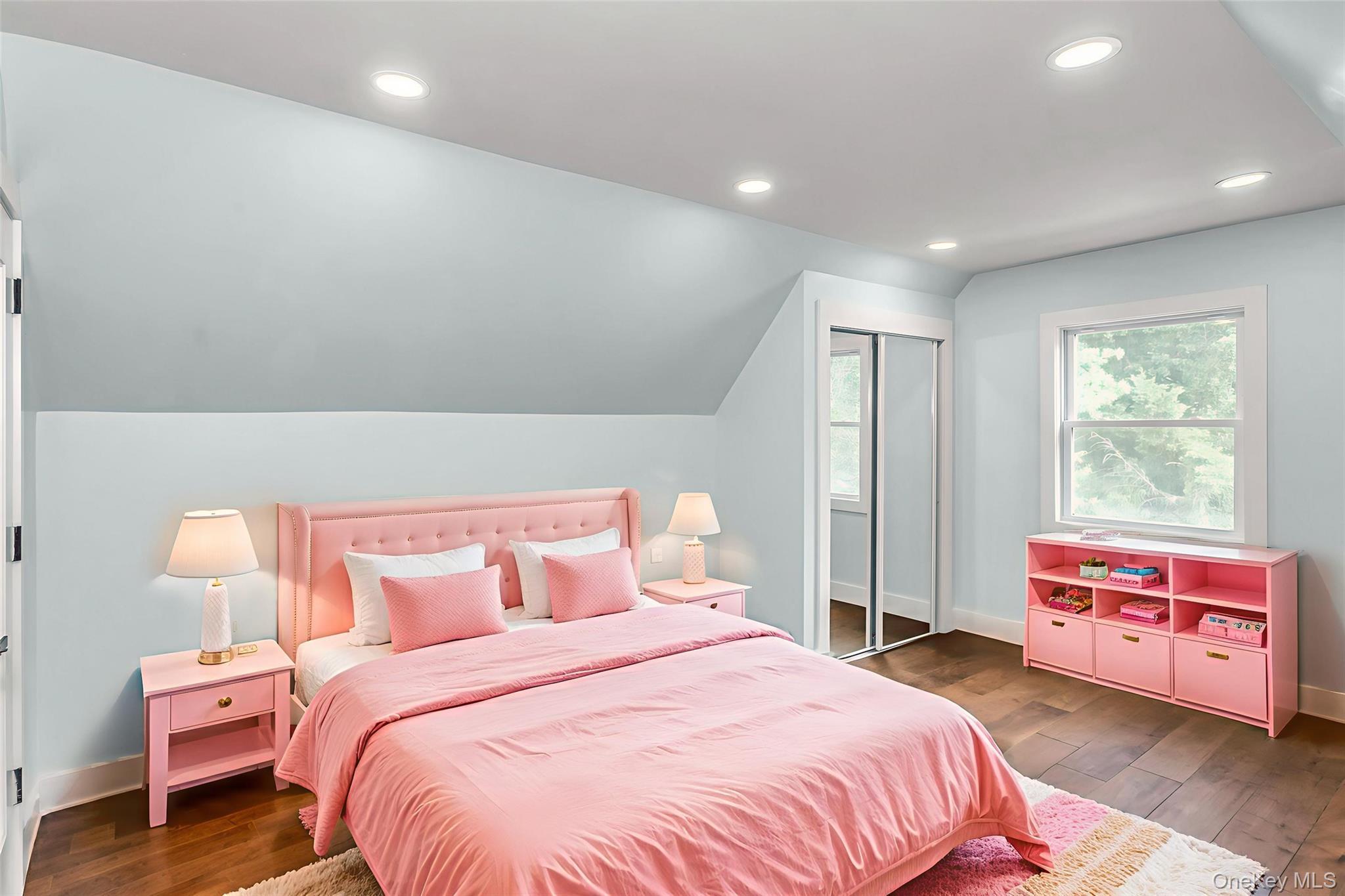 Single Family Pearl  Suffolk County, NY 11716, MLS-922774-21