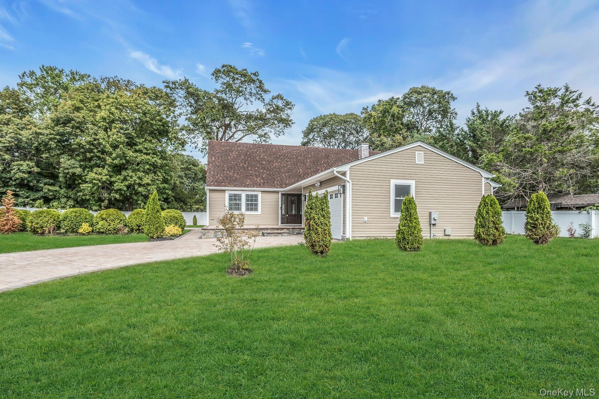 Single Family Pearl  Suffolk County, NY 11716, MLS-922774-24