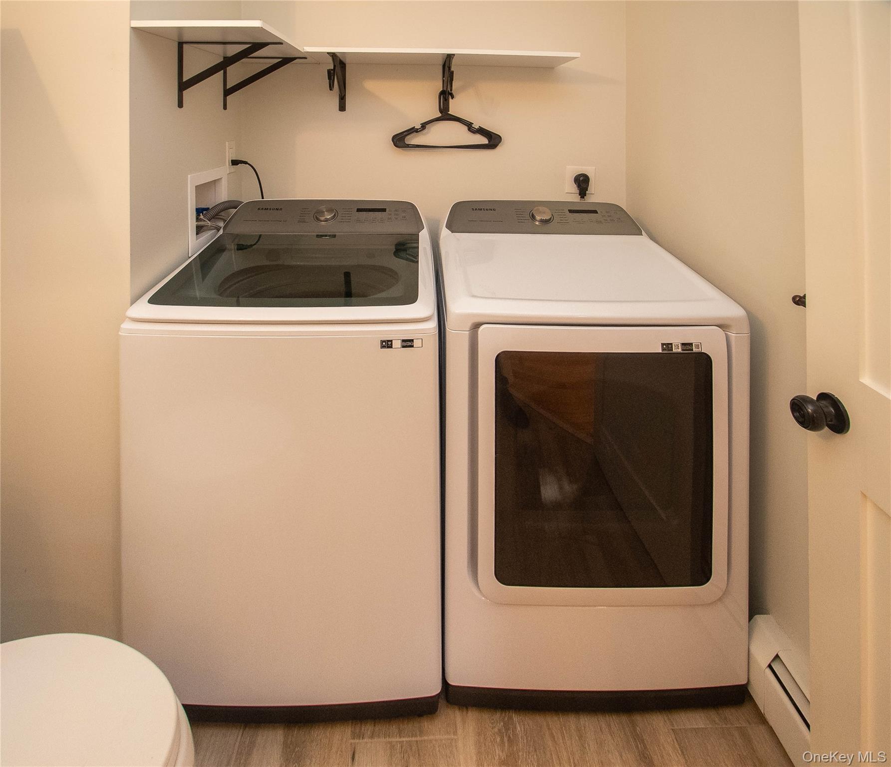 Single Family Phillips Dutchess County, NY 12603, MLS-922784-16