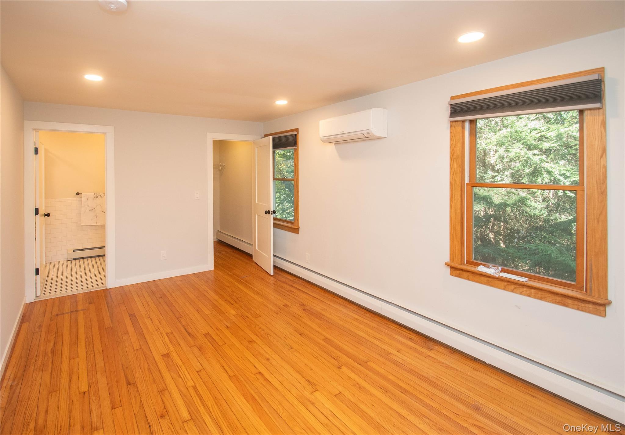 Single Family Phillips Dutchess County, NY 12603, MLS-922784-20