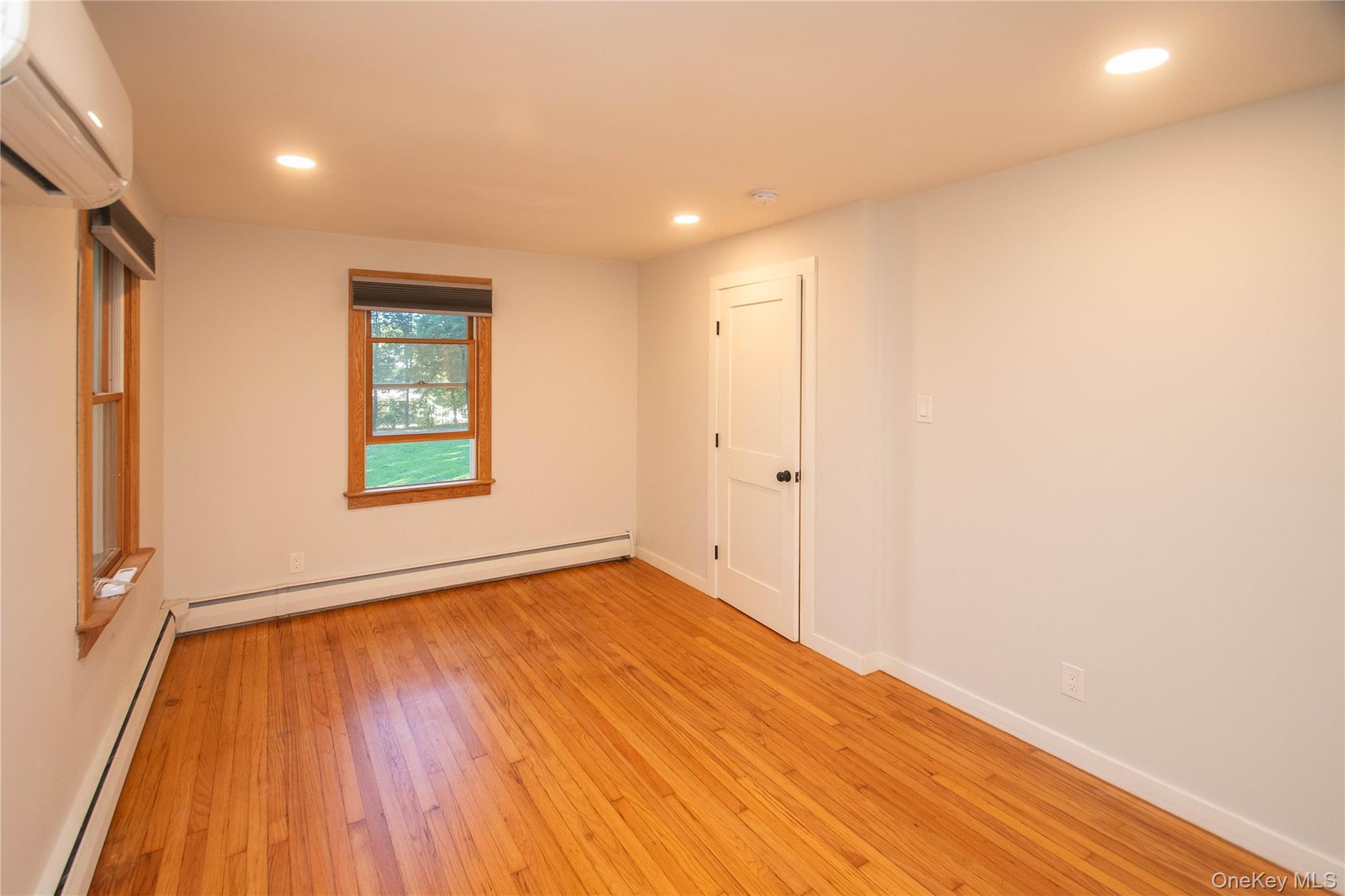 Single Family Phillips Dutchess County, NY 12603, MLS-922784-21