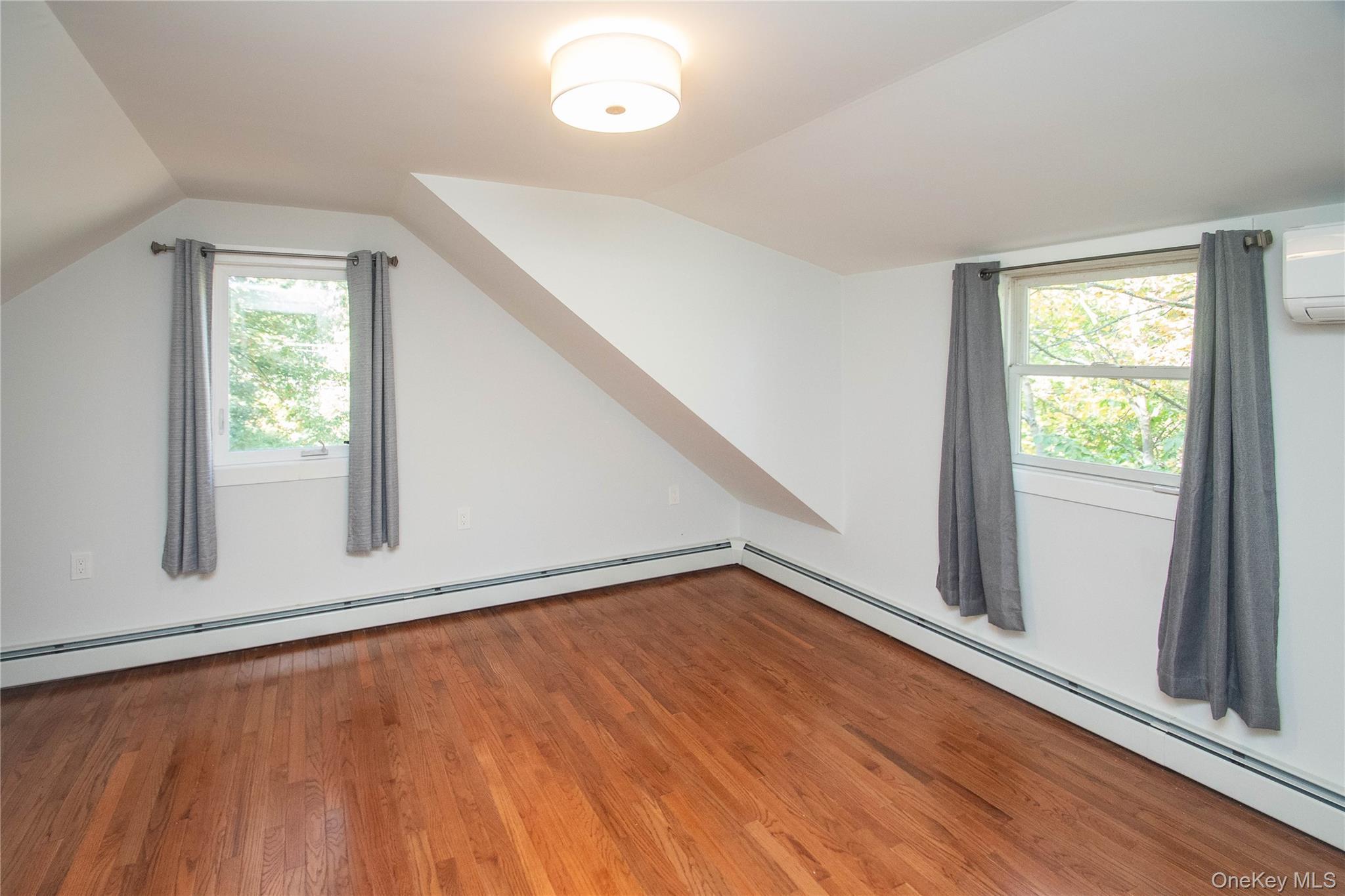 Single Family Phillips Dutchess County, NY 12603, MLS-922784-25