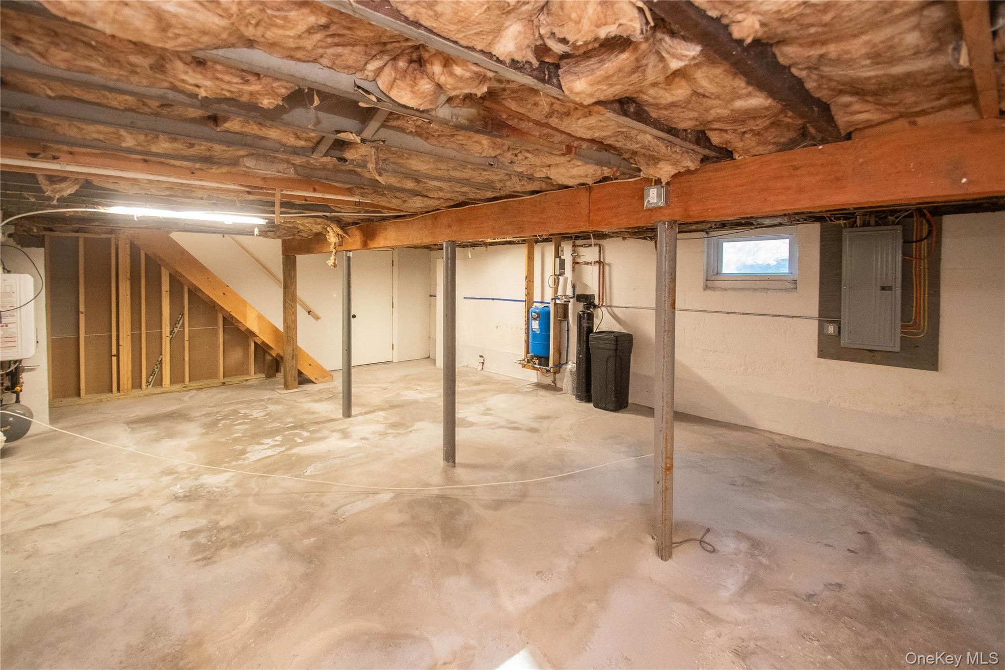 Single Family Phillips Dutchess County, NY 12603, MLS-922784-34