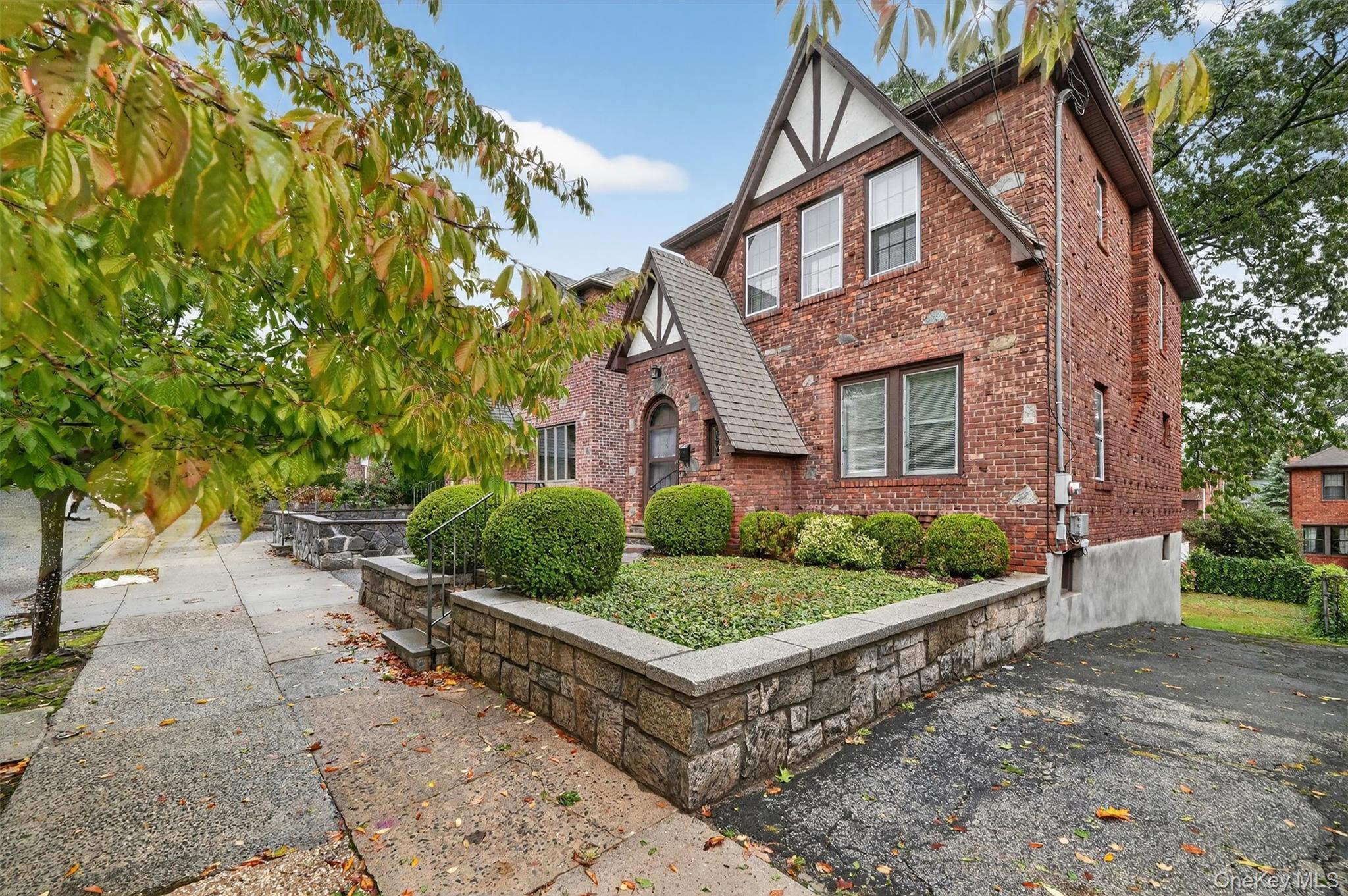 Single Family Halstead  Westchester County, NY 10704, MLS-922791-36