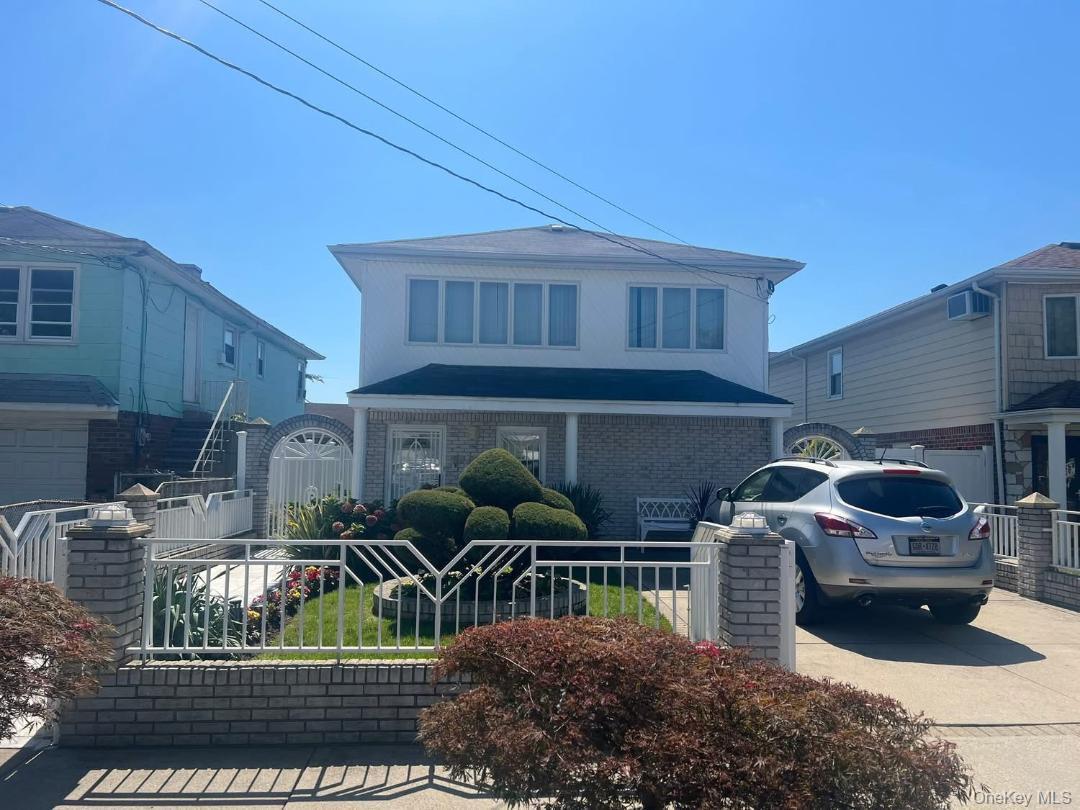 Single Family 164  Queens, NY 11414, MLS-922801-2