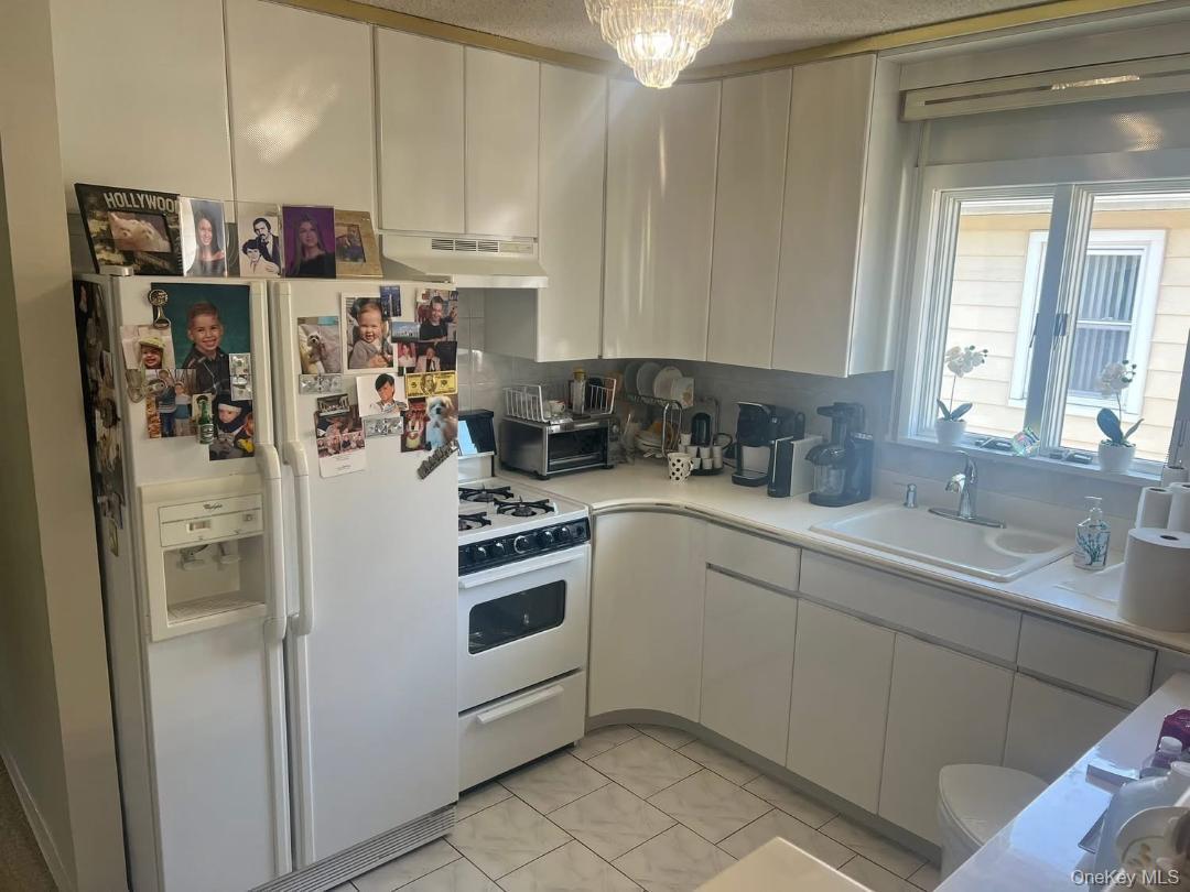 Single Family 164  Queens, NY 11414, MLS-922801-3