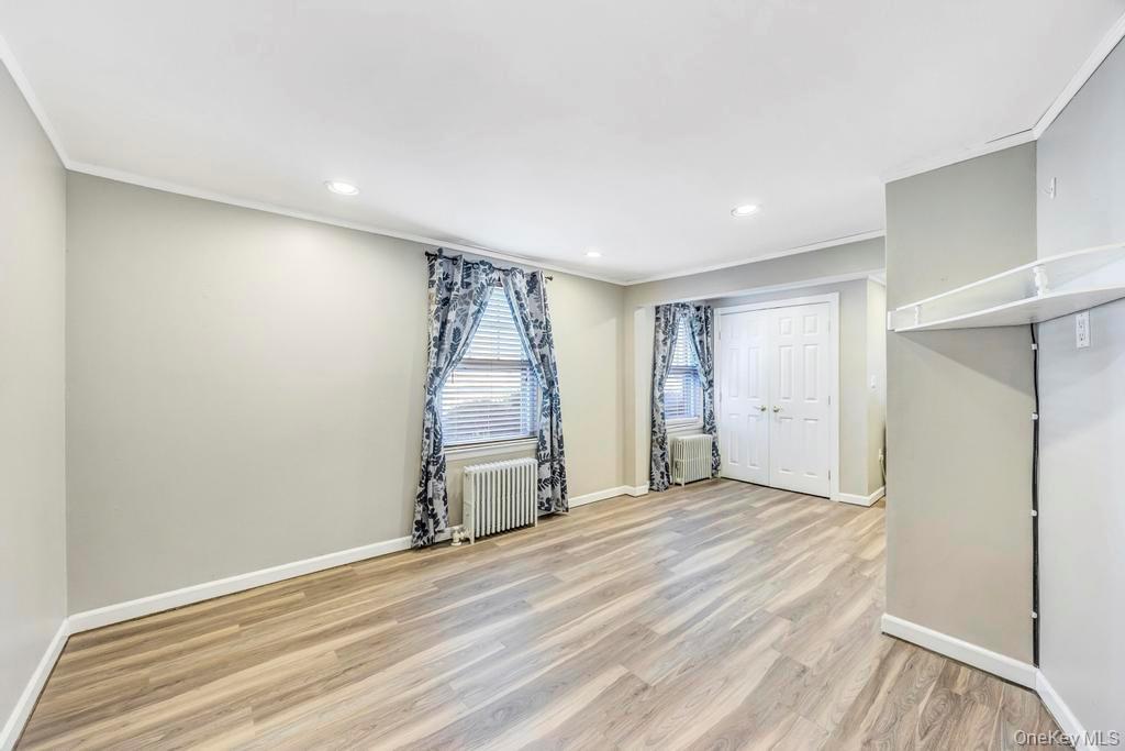 Single Family Union Suffolk County, NY 11716, MLS-922804-17