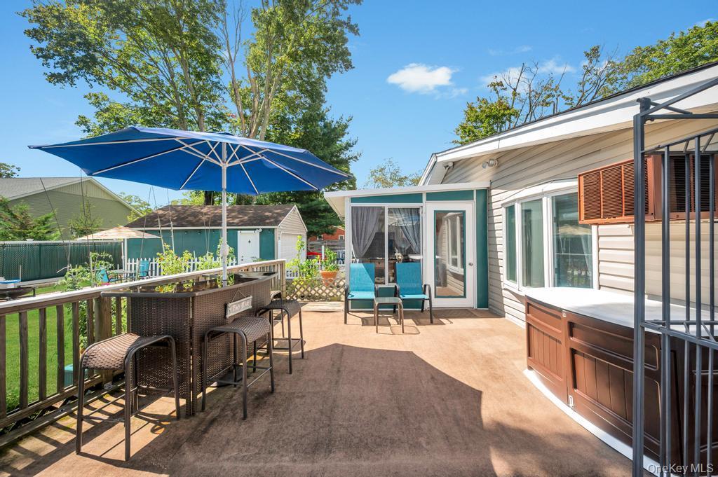 Single Family Union Suffolk County, NY 11716, MLS-922804-26