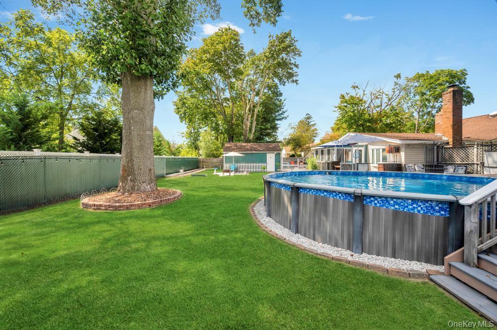 Single Family Union Suffolk County, NY 11716, MLS-922804-30