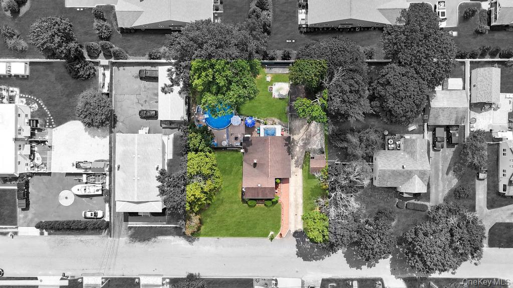 Single Family Union Suffolk County, NY 11716, MLS-922804-41