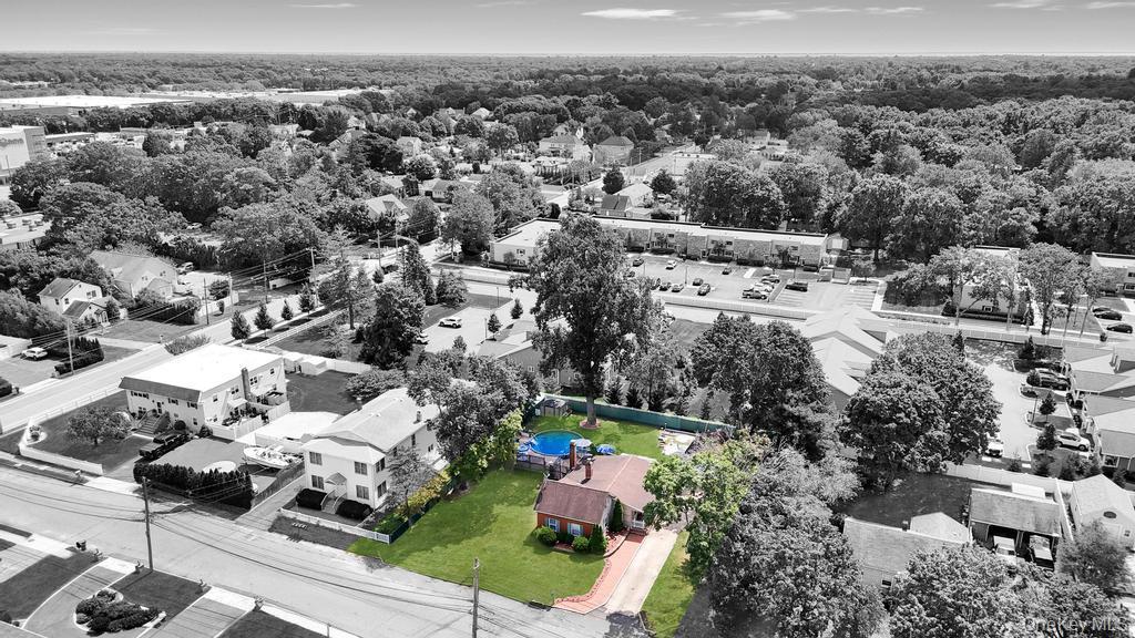 Single Family Union  Suffolk County, NY 11716, MLS-922804-42