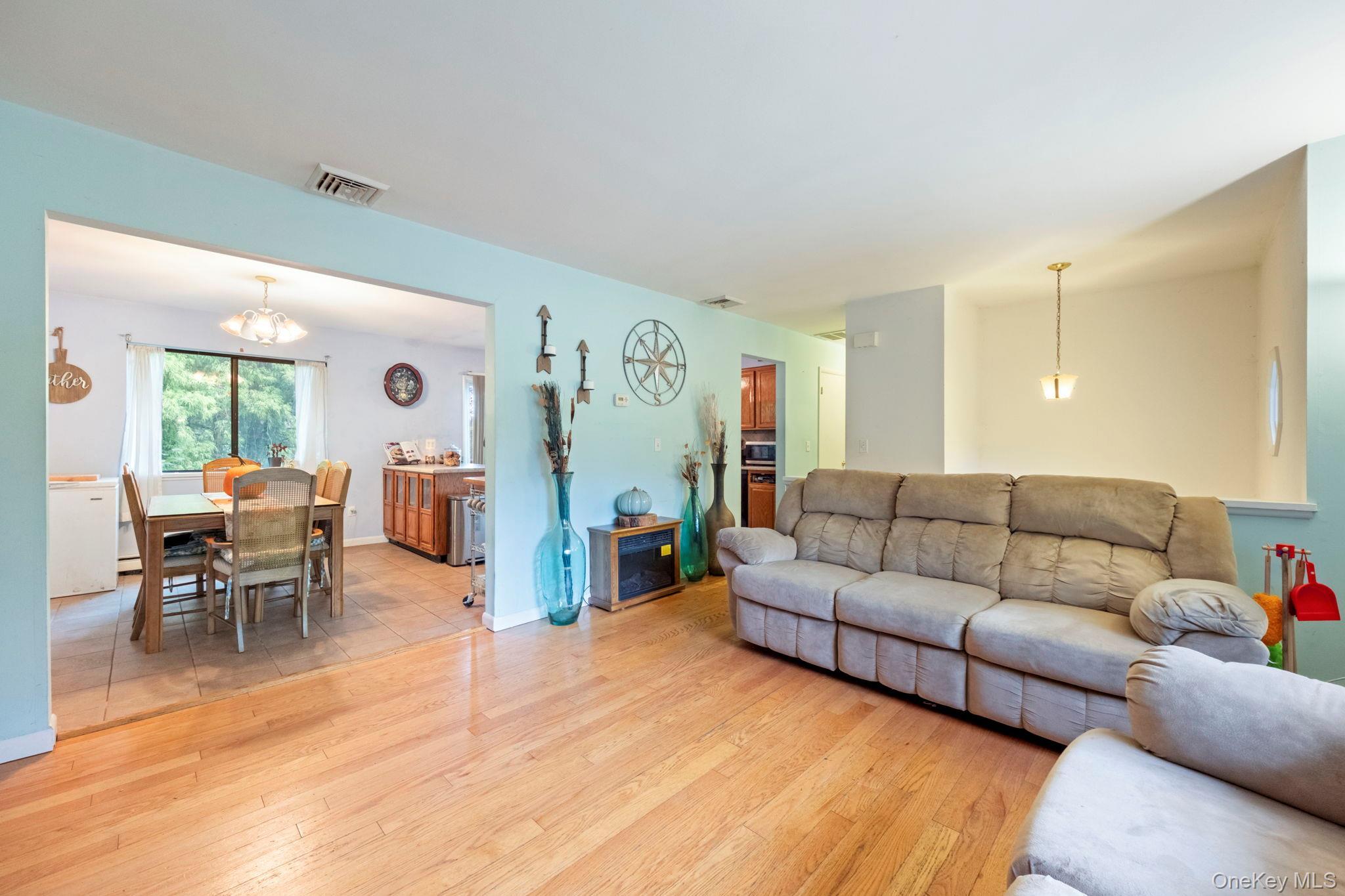 Single Family Verven Dutchess County, NY 12603, MLS-922807-5