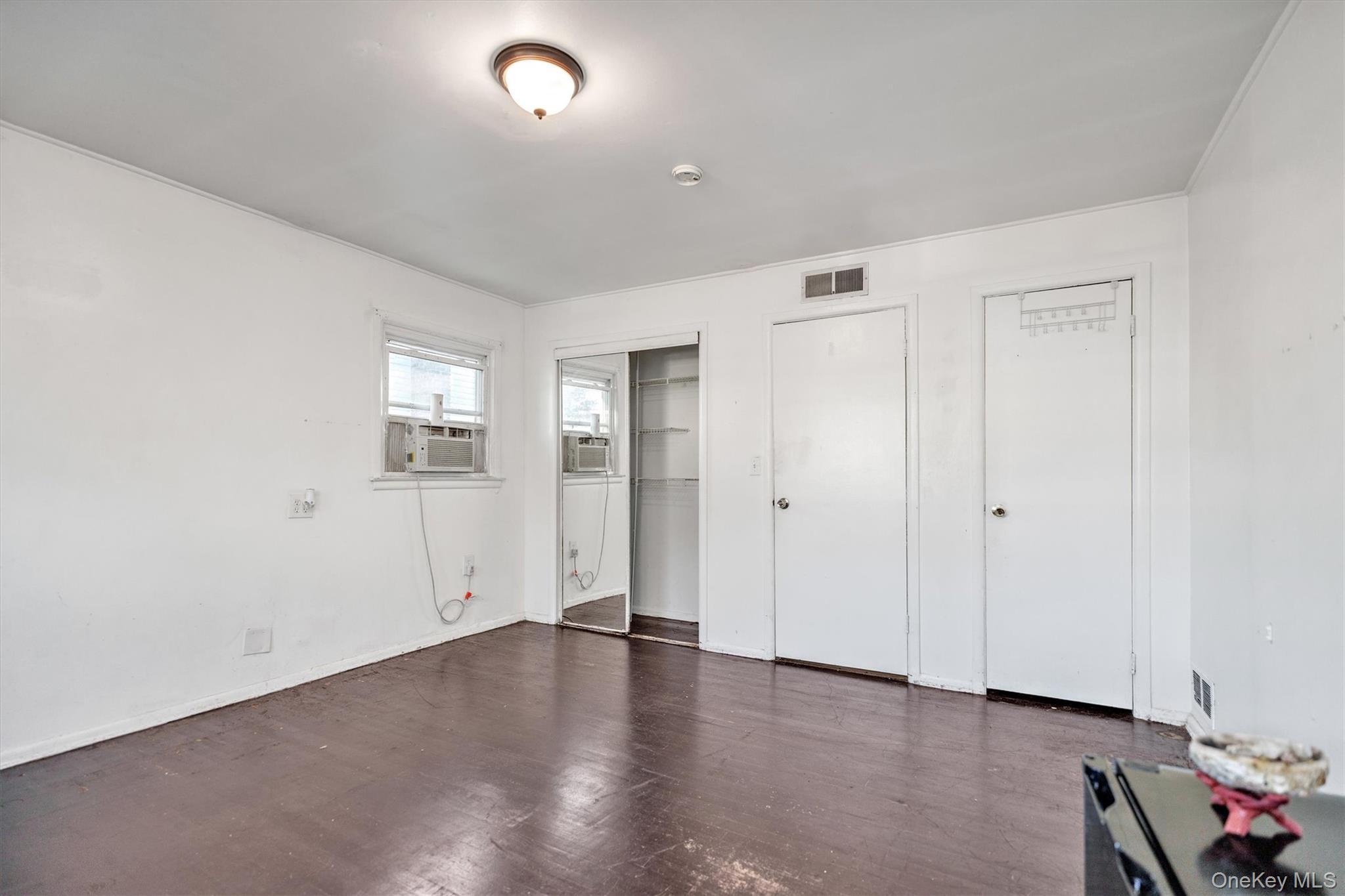 Single Family Ocean  Nassau County, NY 11520, MLS-922819-41