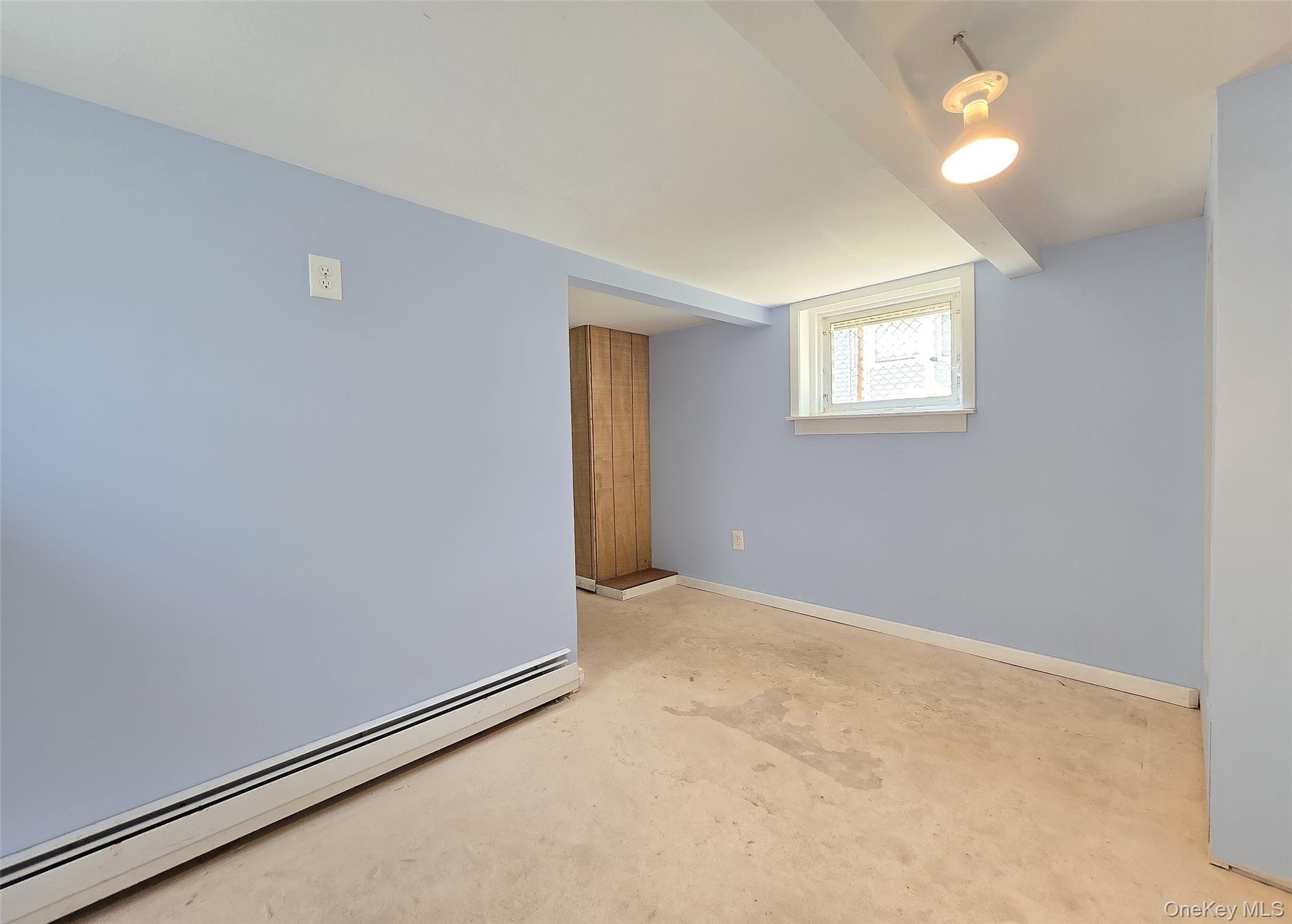 Single Family Wyona  Suffolk County, NY 11784, MLS-922823-11