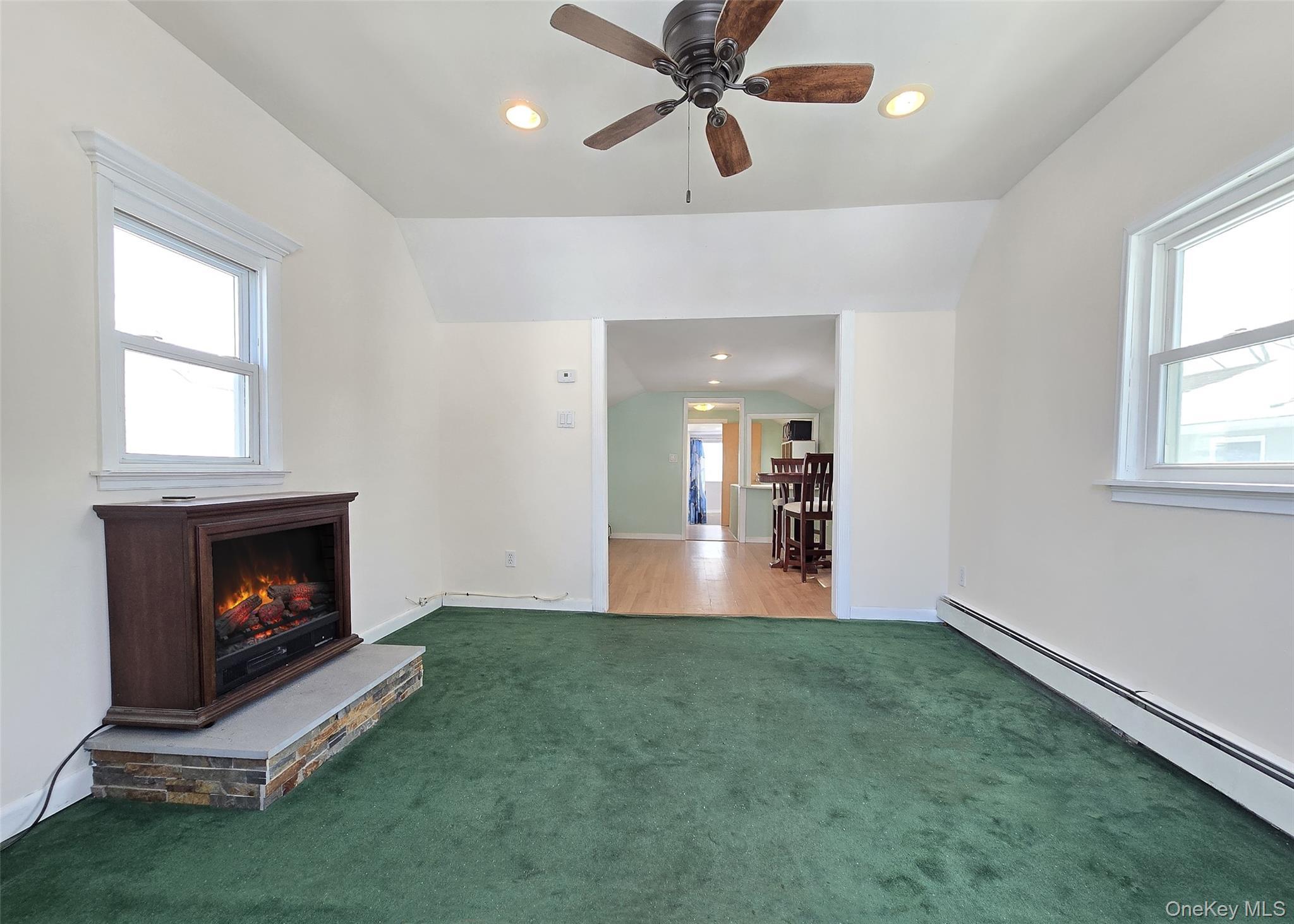 Single Family Wyona  Suffolk County, NY 11784, MLS-922823-3