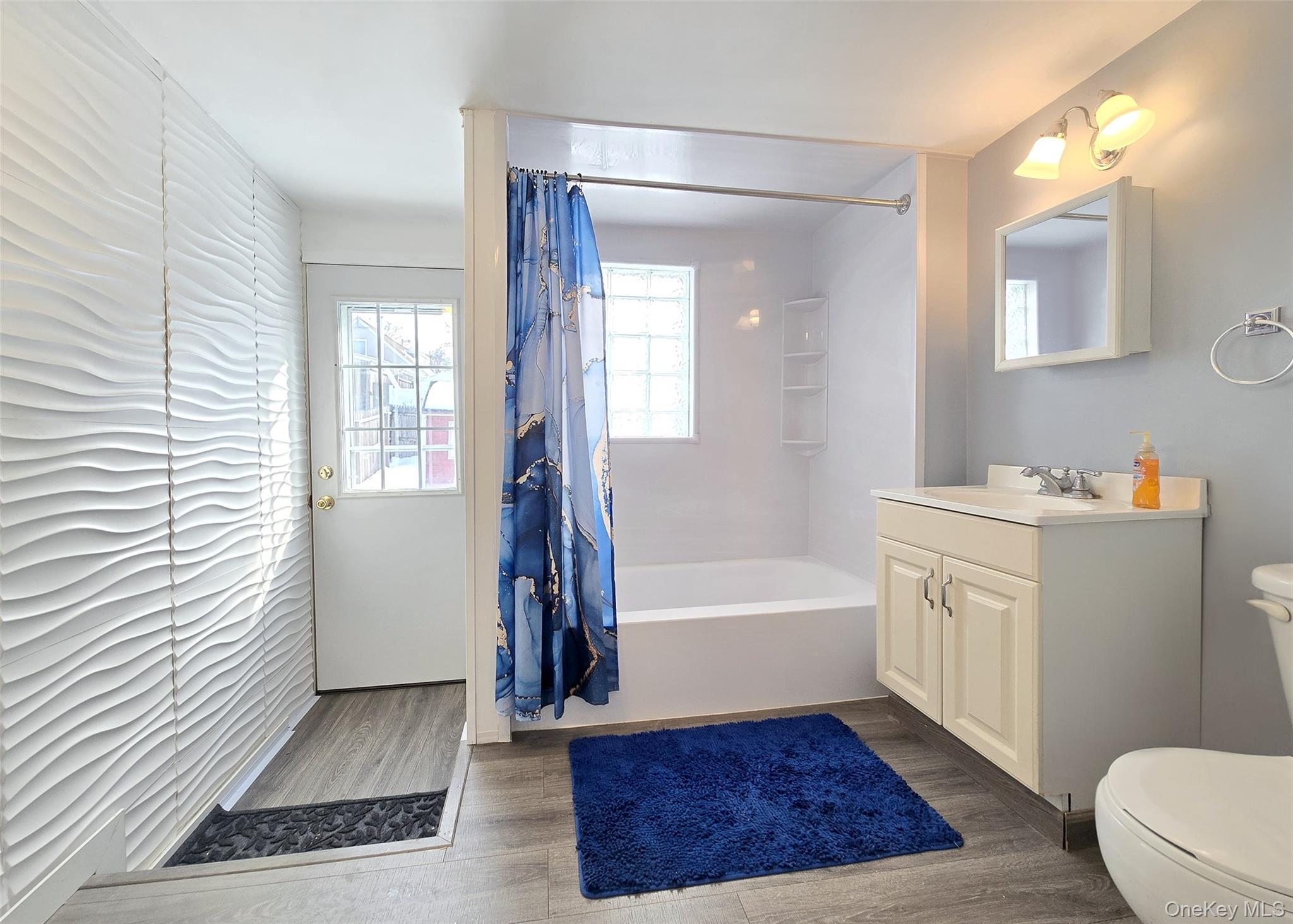 Single Family Wyona  Suffolk County, NY 11784, MLS-922823-7