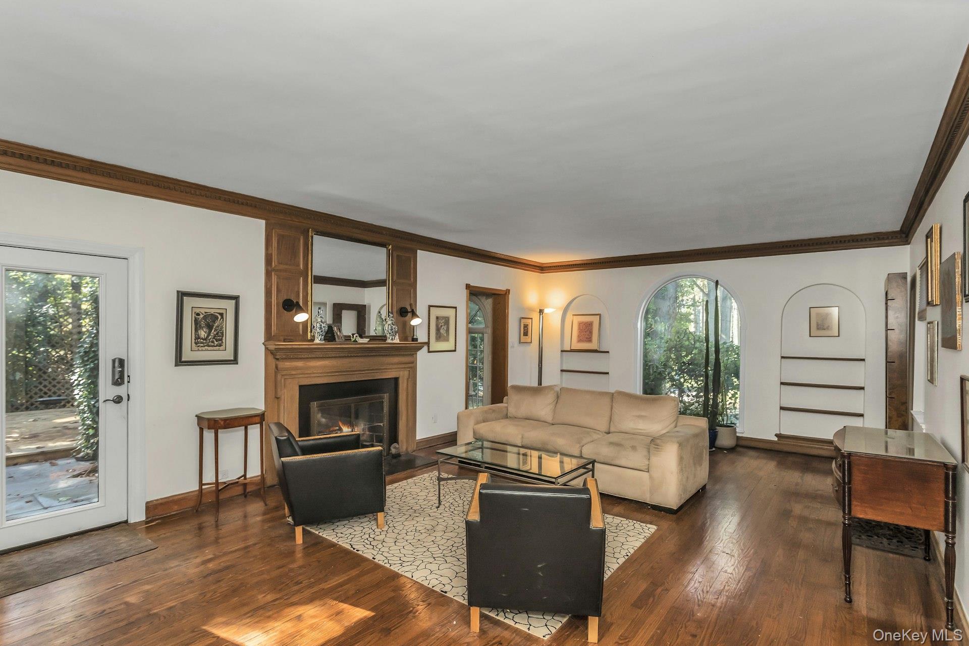 Single Family Soundview Nassau County, NY 11030, MLS-922824-19