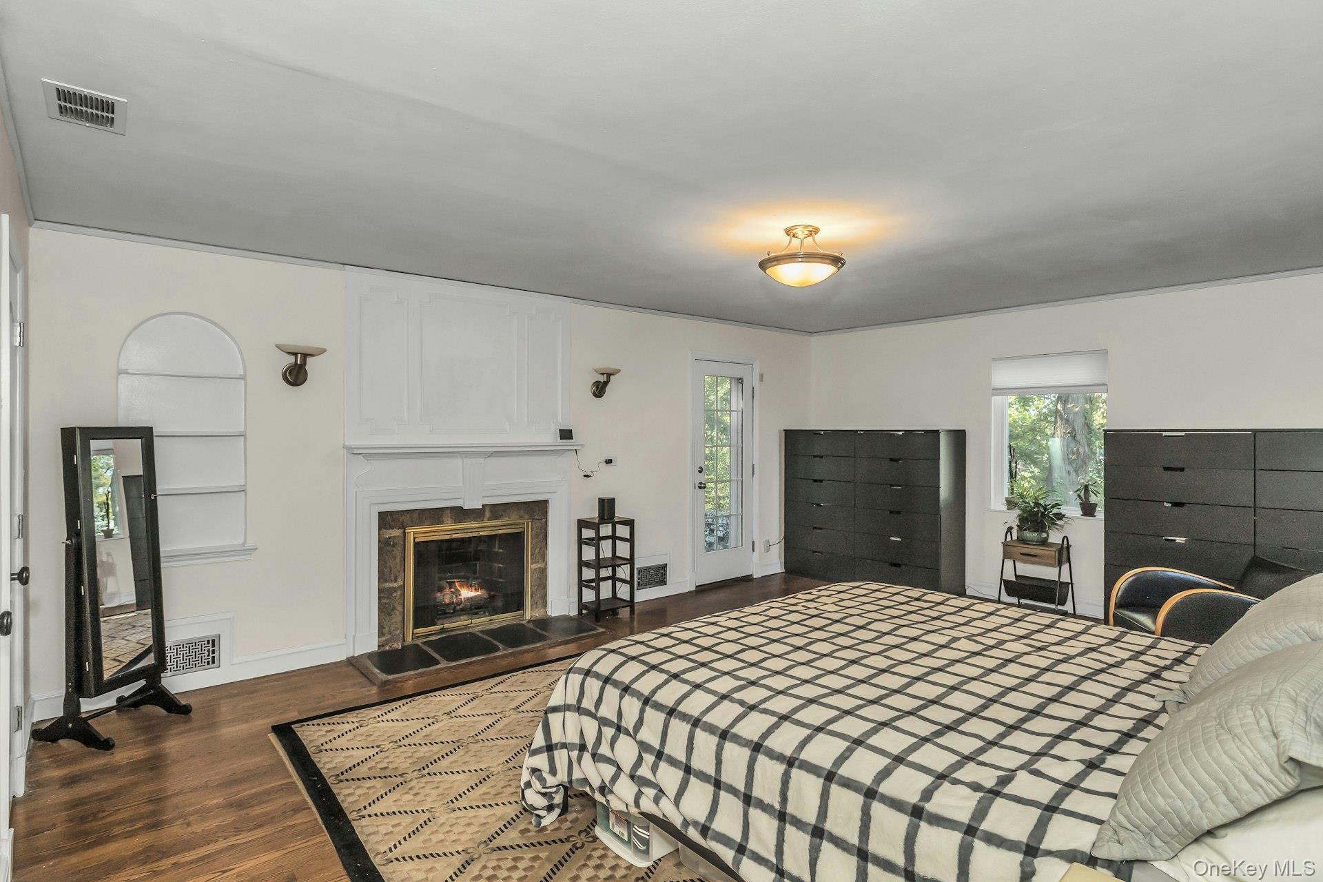 Single Family Soundview Nassau County, NY 11030, MLS-922824-26