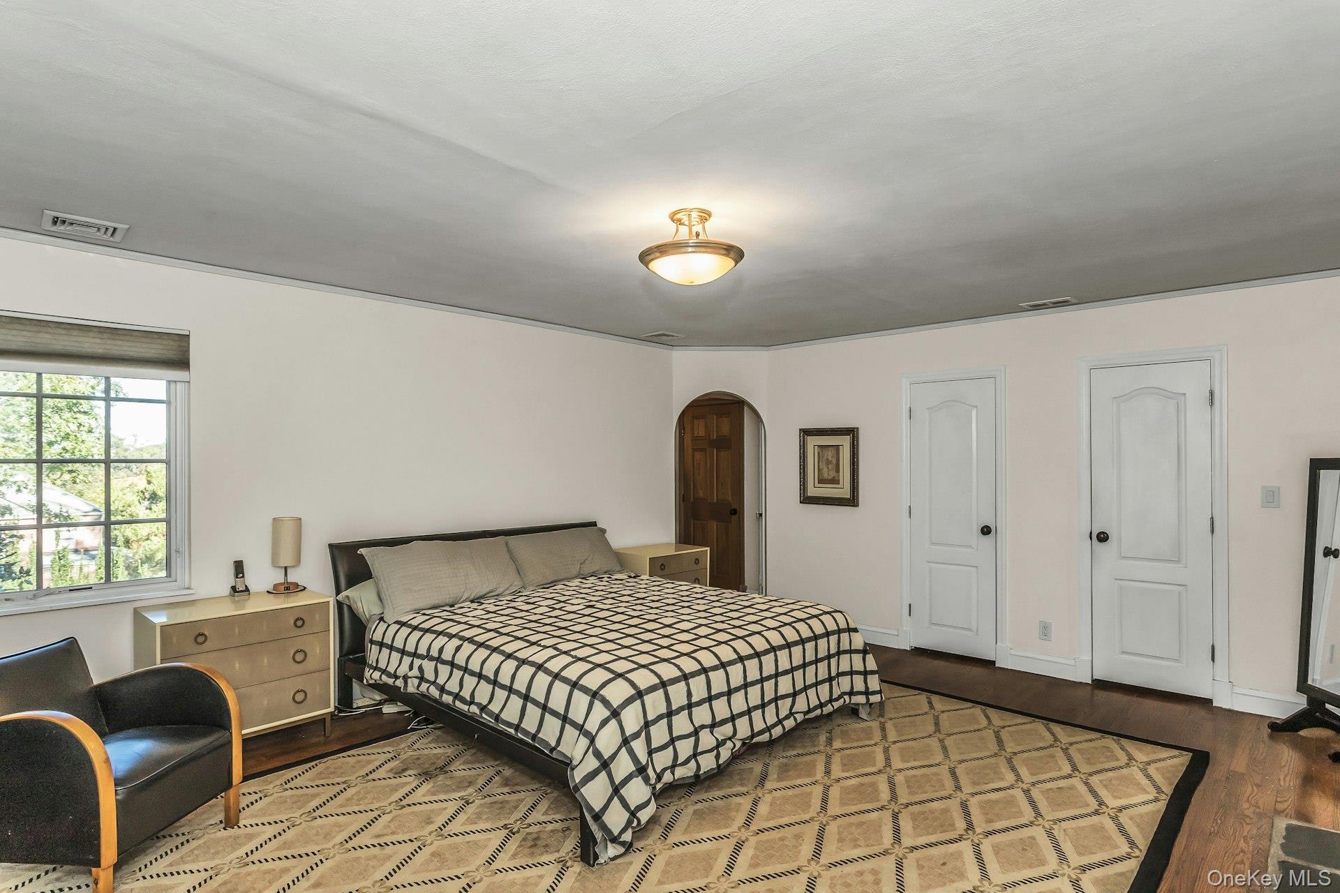 Single Family Soundview Nassau County, NY 11030, MLS-922824-27