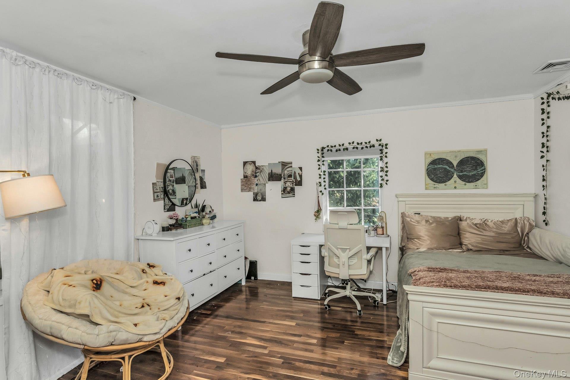 Single Family Soundview Nassau County, NY 11030, MLS-922824-30