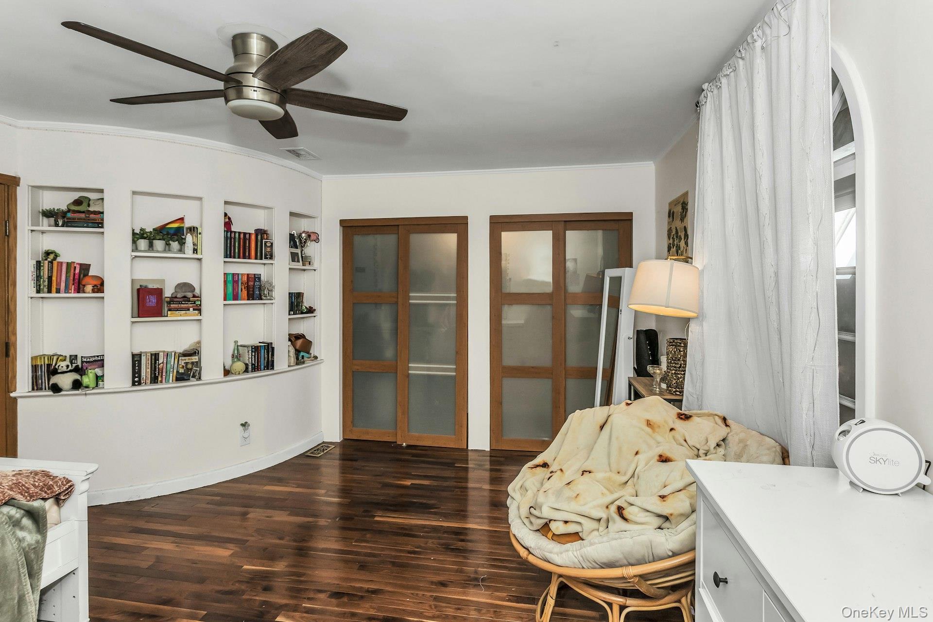 Single Family Soundview Nassau County, NY 11030, MLS-922824-31