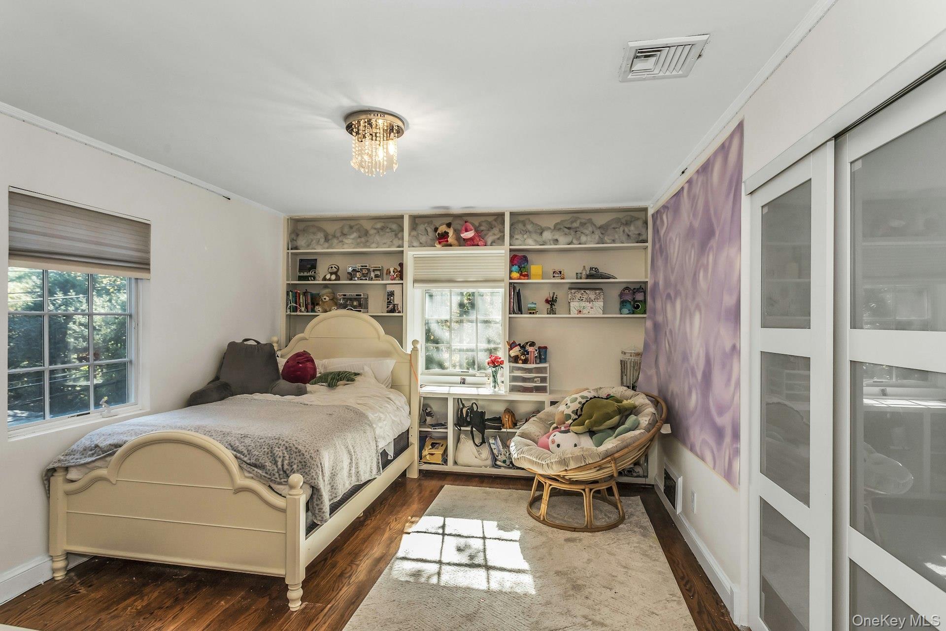 Single Family Soundview Nassau County, NY 11030, MLS-922824-32