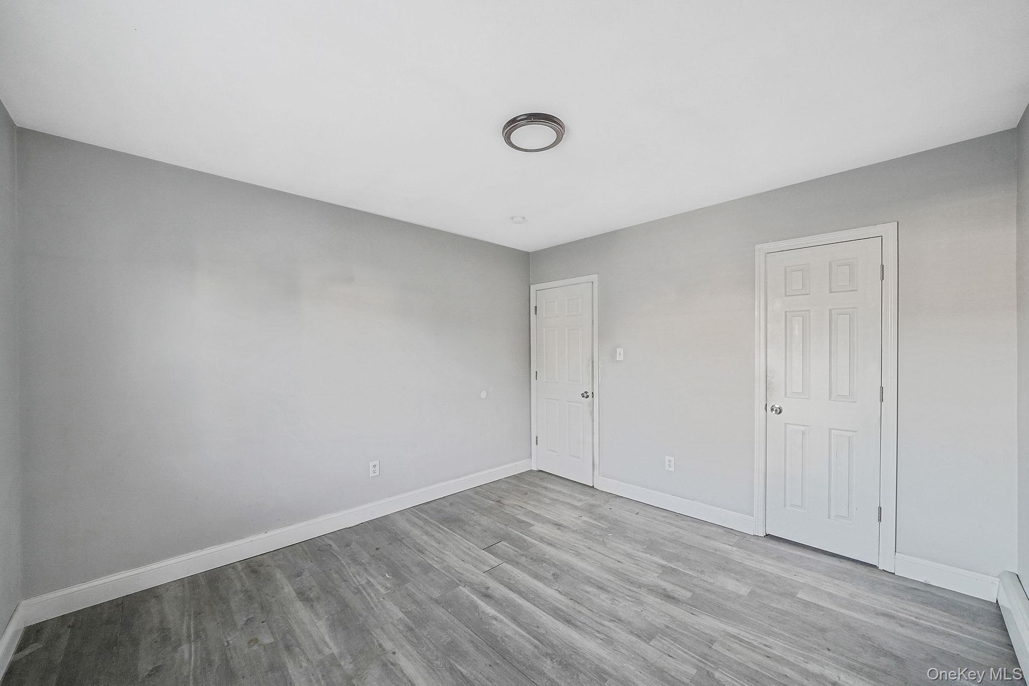 Single Family 2nd Suffolk County, NY 11706, MLS-922833-17