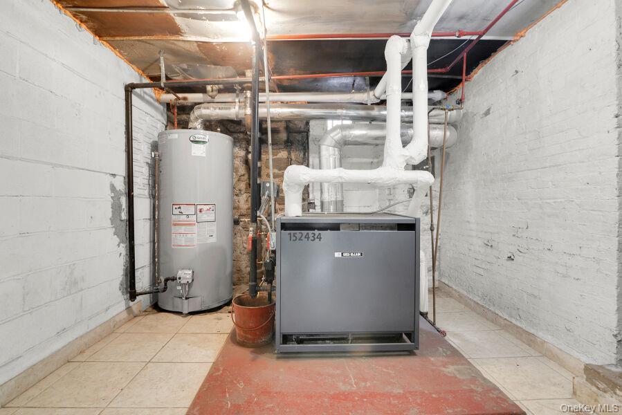 Commercial Sale Meeker Brooklyn, NY 11222, MLS-922849-5