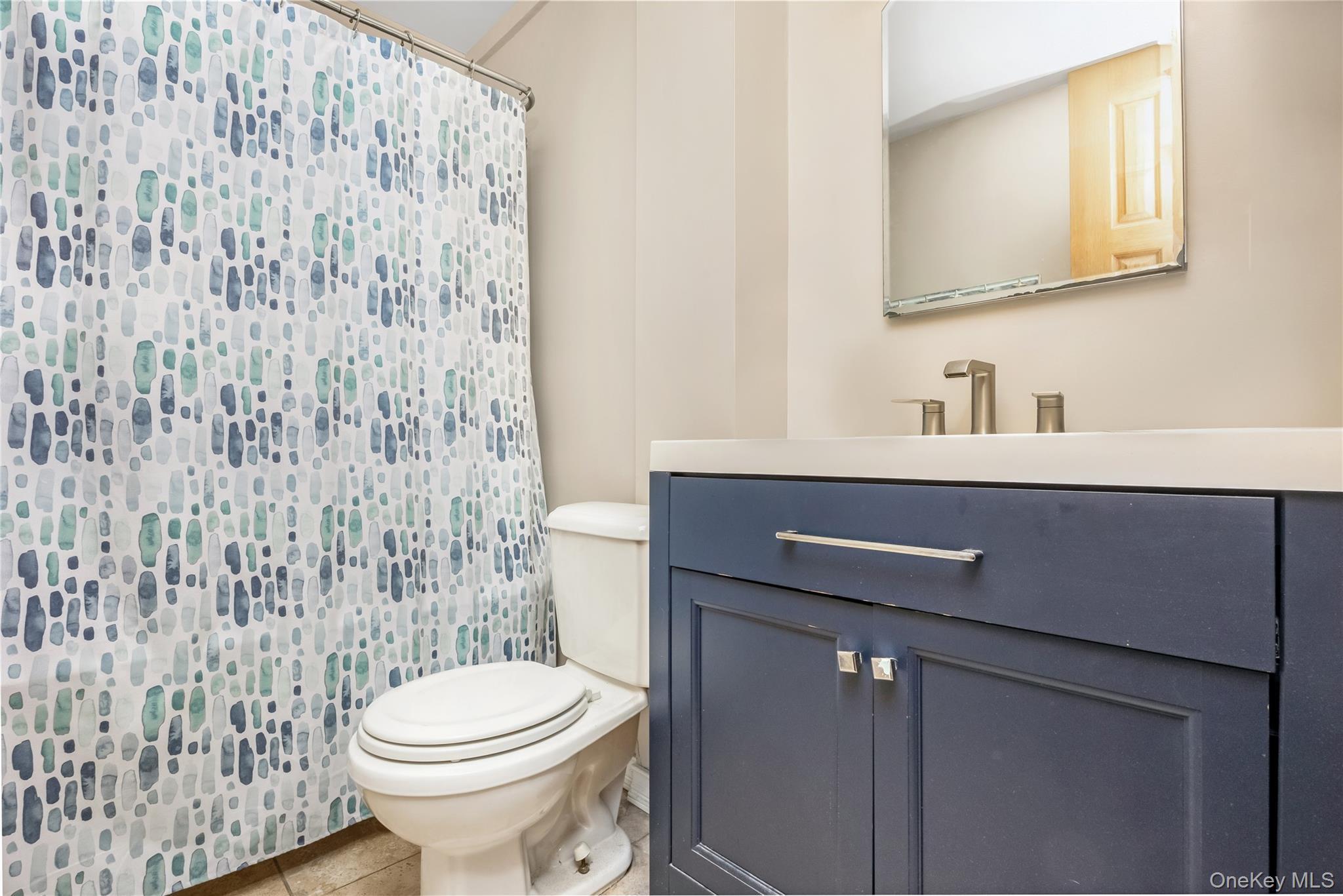 Single Family Eastgate Nassau County, NY 11762, MLS-922851-16