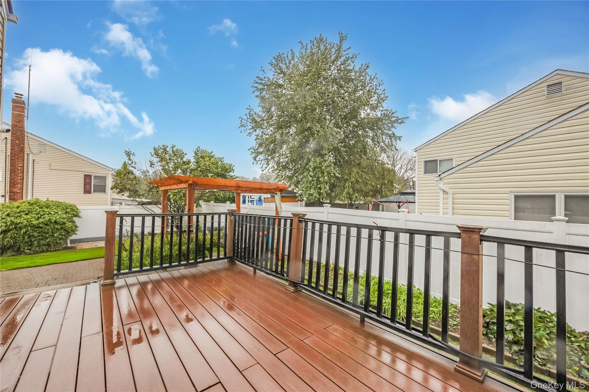 Single Family Eastgate Nassau County, NY 11762, MLS-922851-18