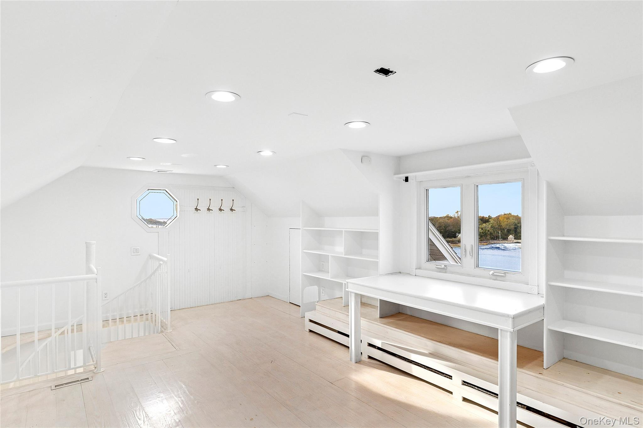 Single Family September Nassau County, NY 11542, MLS-922852-25