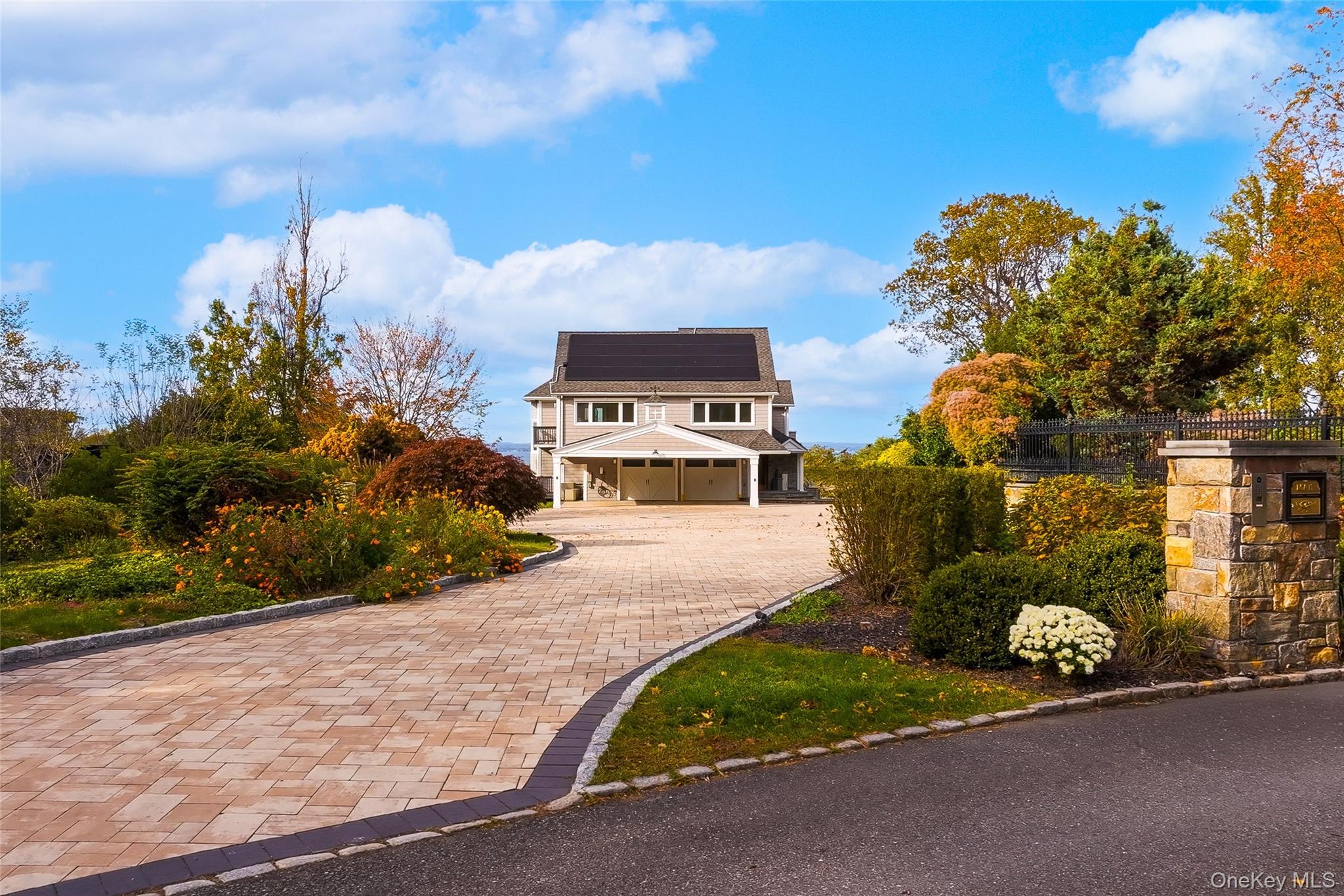 Single Family September Nassau County, NY 11542, MLS-922852-3