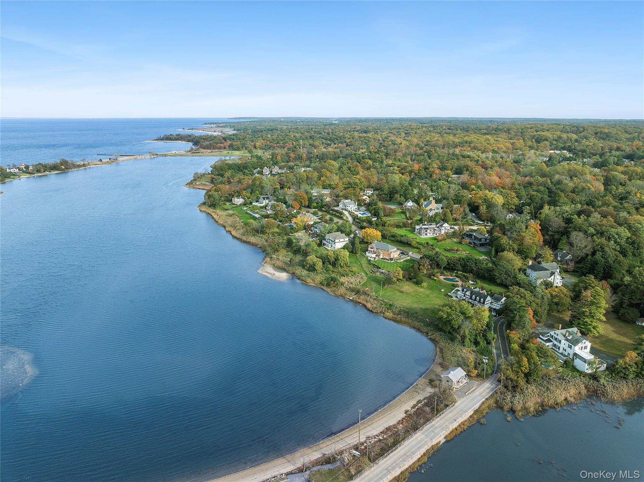 Single Family September Nassau County, NY 11542, MLS-922852-31