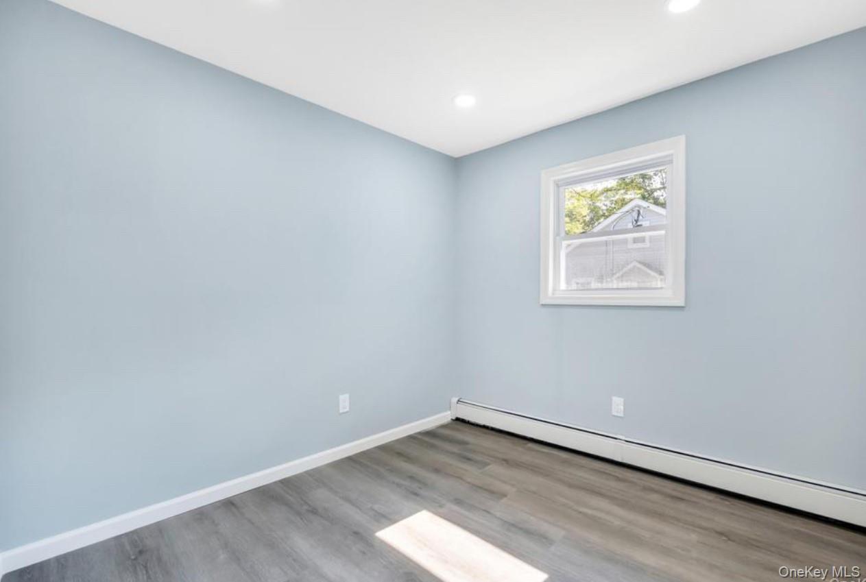 Single Family Wood  Suffolk County, NY 11950, MLS-922857-14