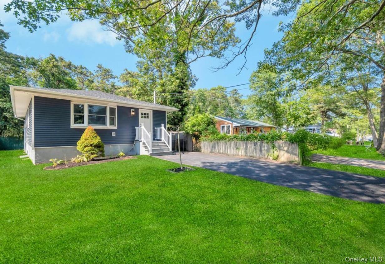 Single Family Wood  Suffolk County, NY 11950, MLS-922857-3