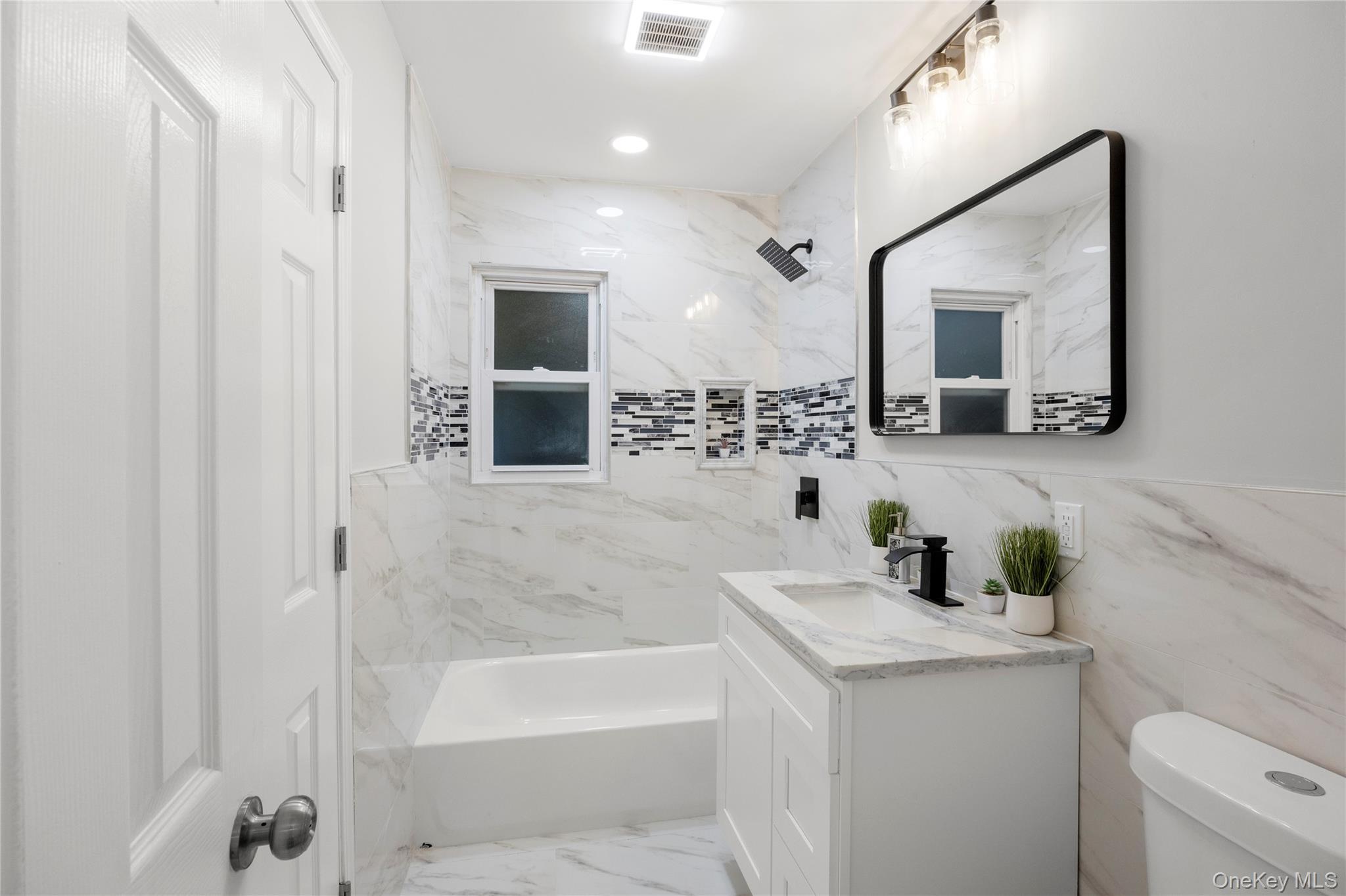 Single Family 19th Suffolk County, NY 11798, MLS-922862-12