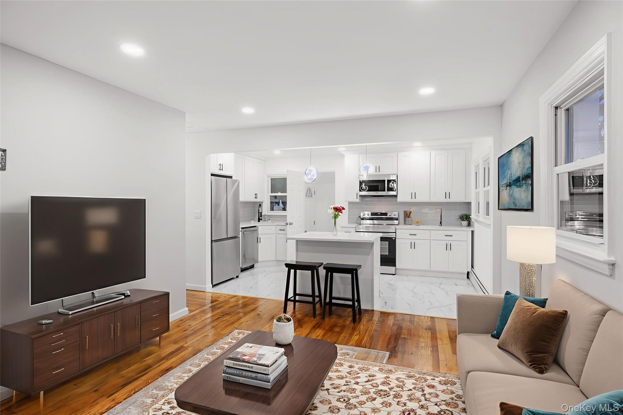 Single Family 19th Suffolk County, NY 11798, MLS-922862-2