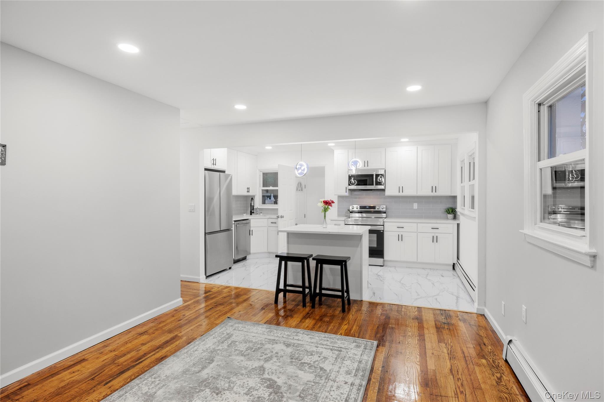 Single Family 19th Suffolk County, NY 11798, MLS-922862-3