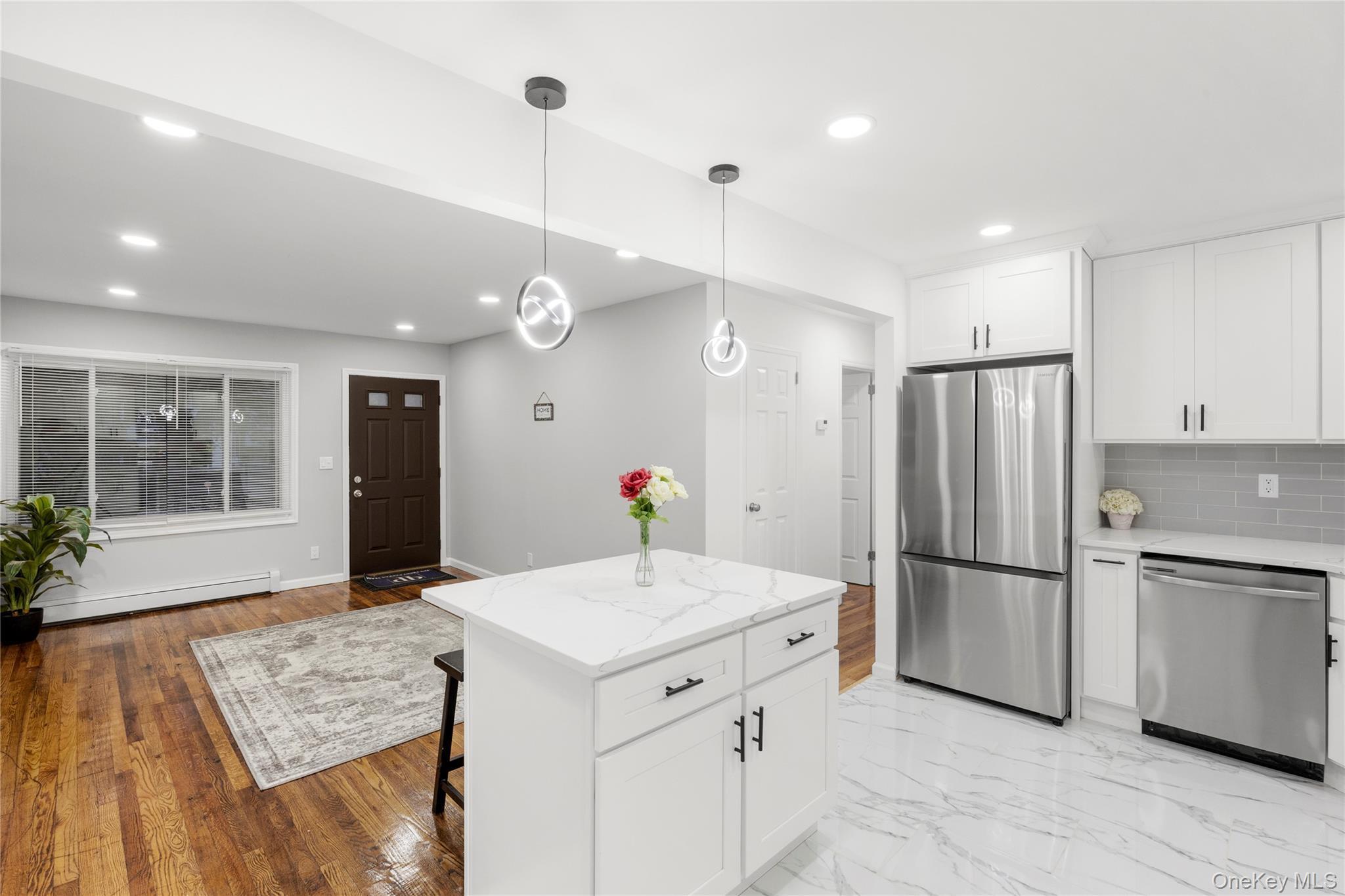 Single Family 19th Suffolk County, NY 11798, MLS-922862-8