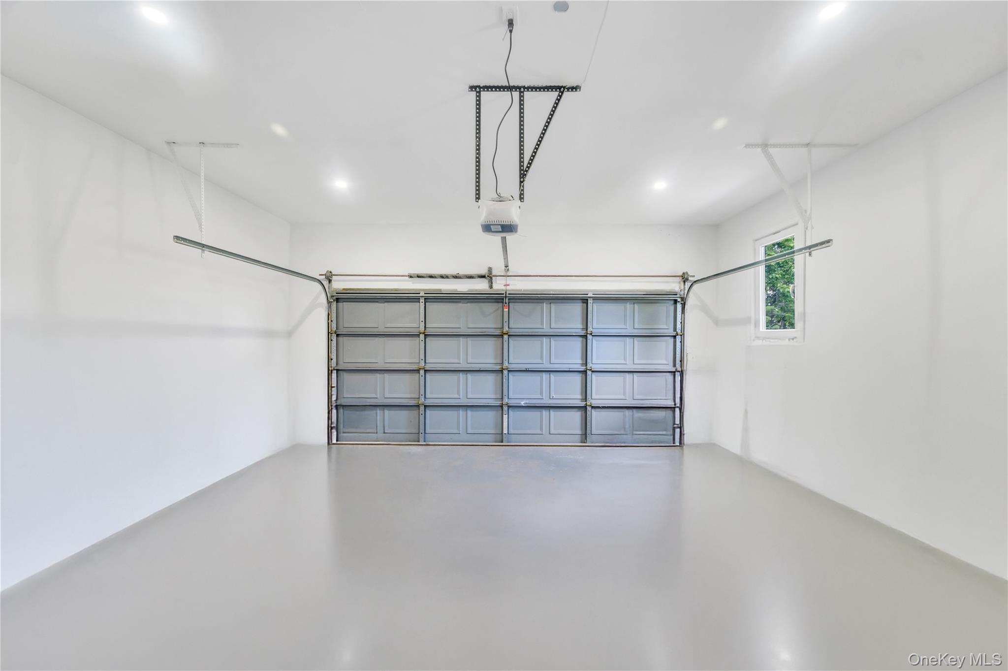 Single Family Lakeville Nassau County, NY 11576, MLS-922873-15