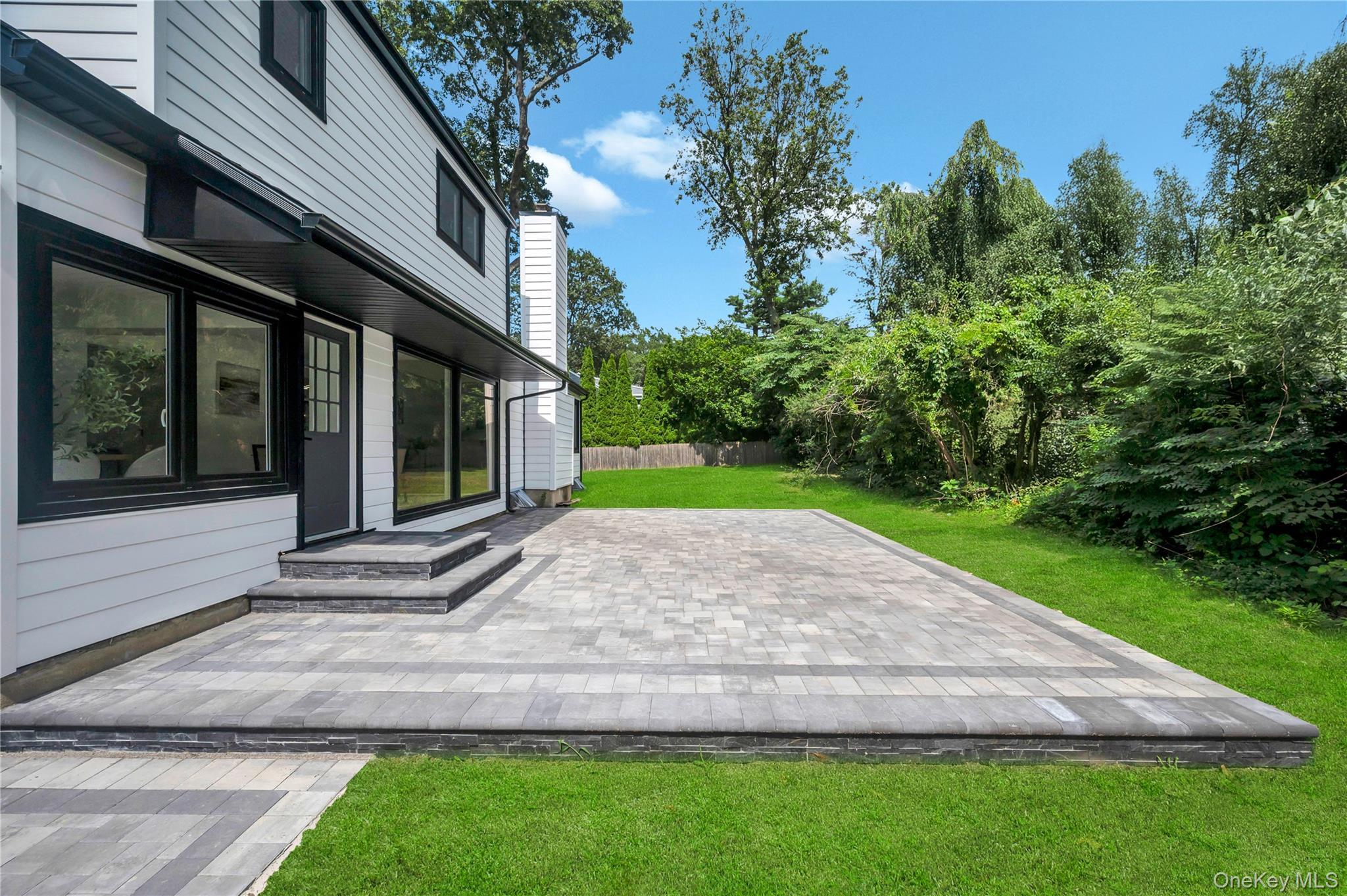 Single Family Lakeville Nassau County, NY 11576, MLS-922873-17