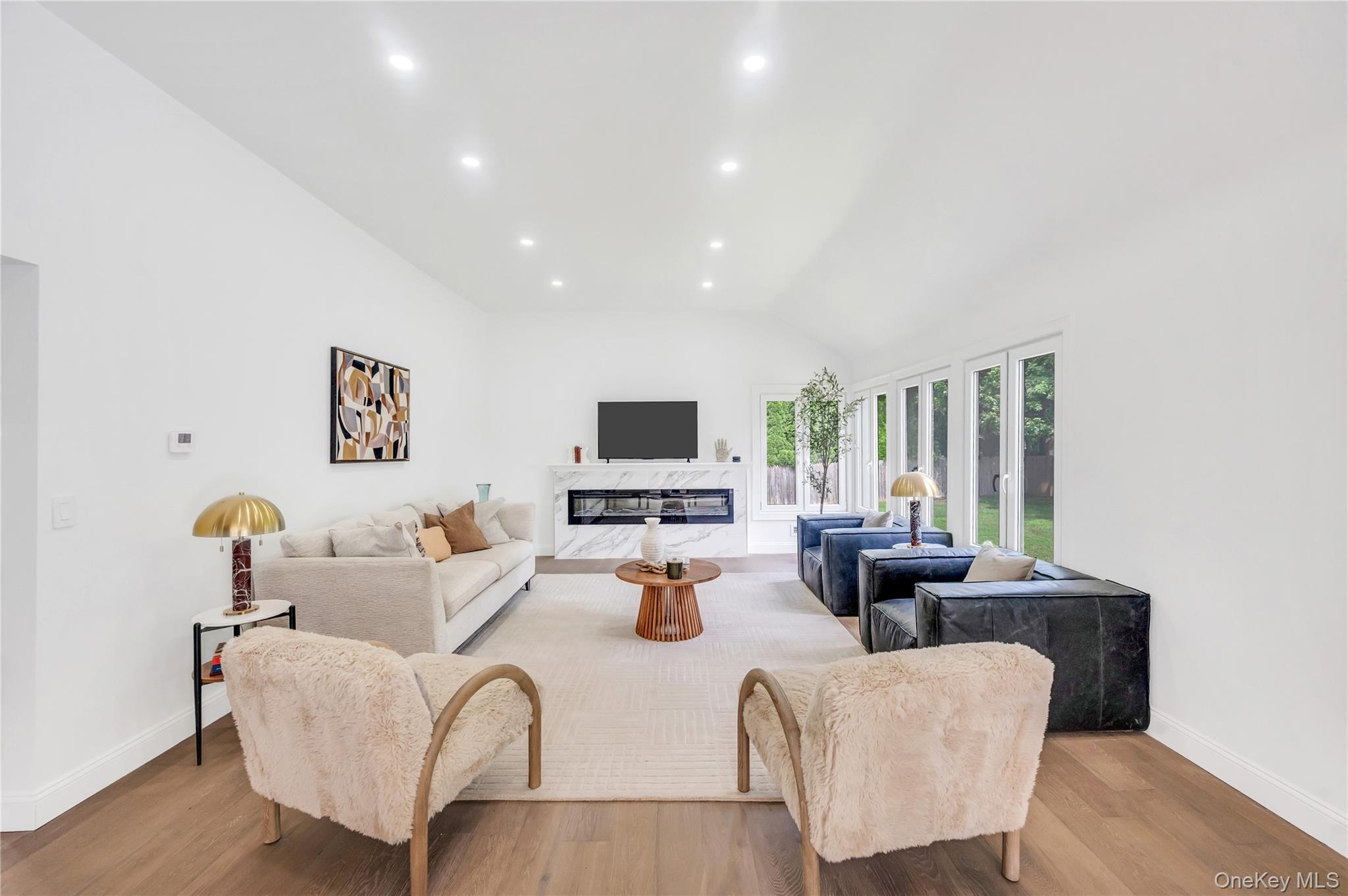 Single Family Lakeville Nassau County, NY 11576, MLS-922873-5