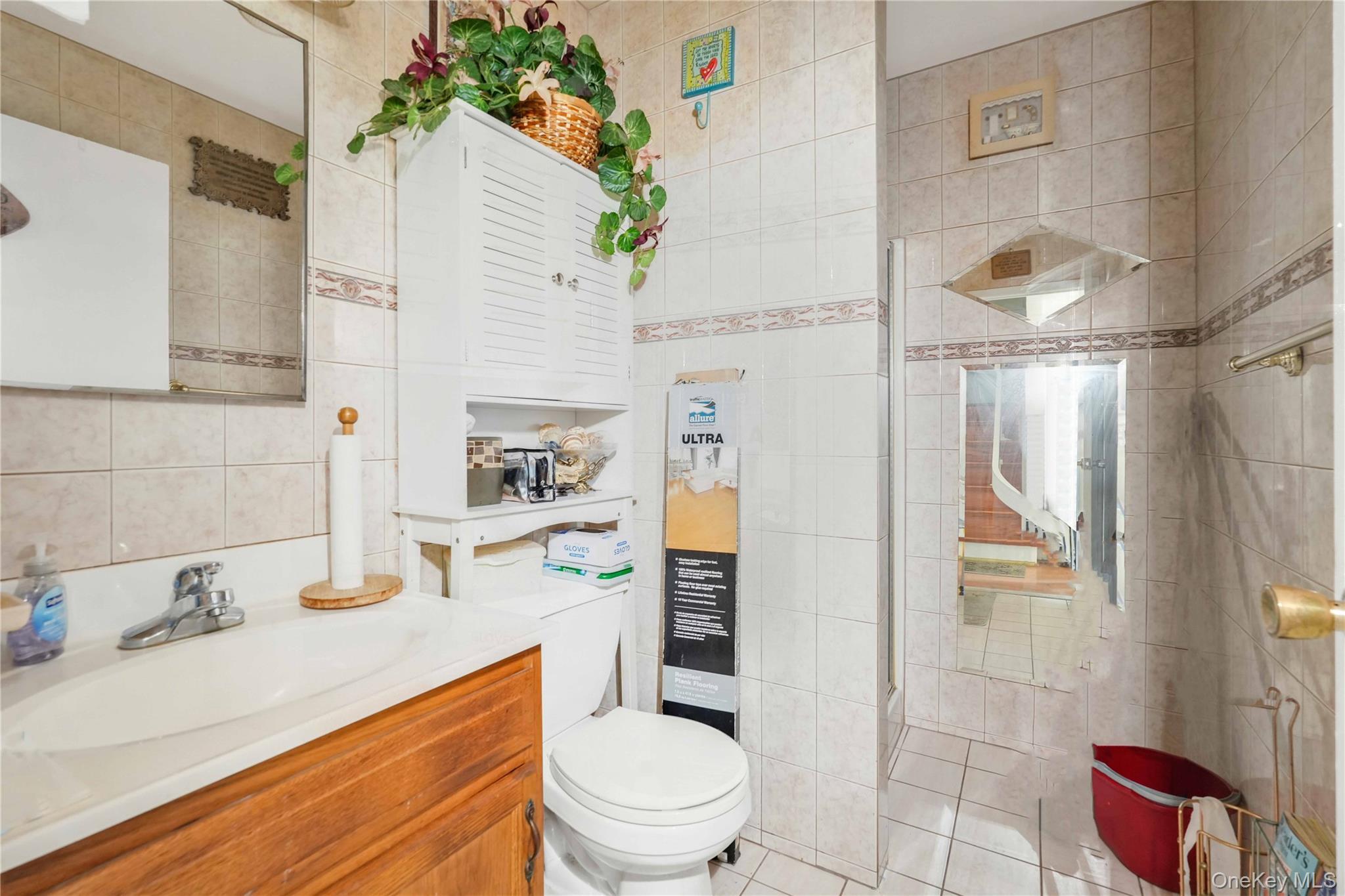 Single Family Hull  Brooklyn, NY 11233, MLS-922891-10